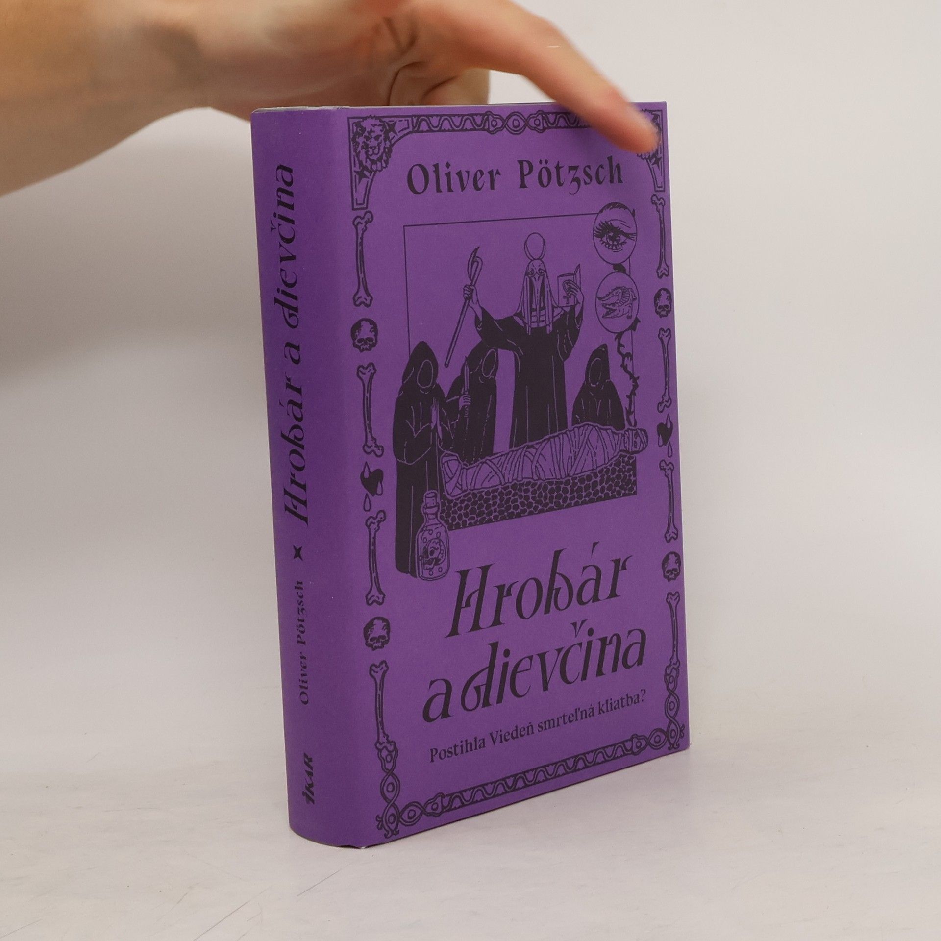 Oliver Pötzsch Hrobár a dievčina