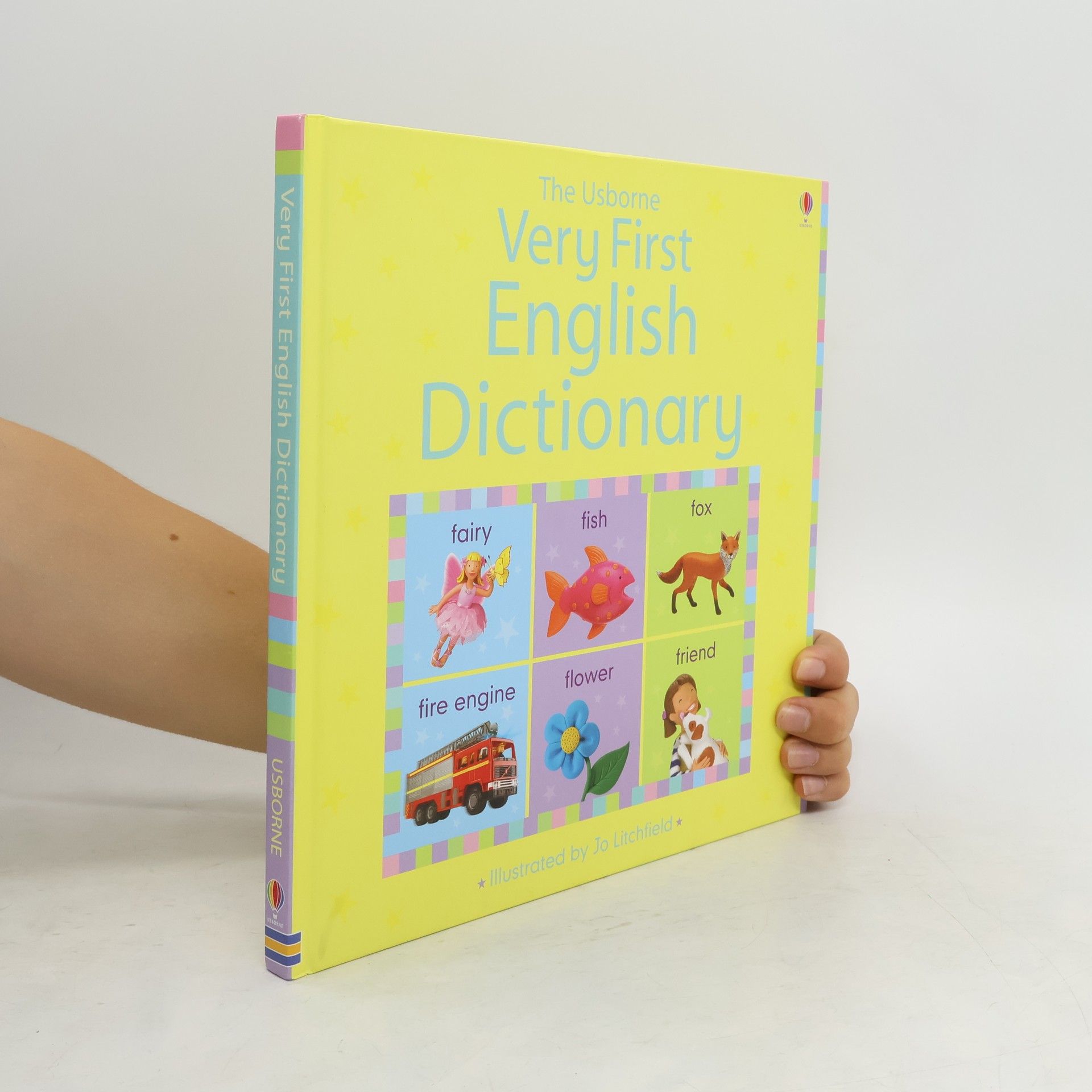 Felicity Brooks Very first english dictionary