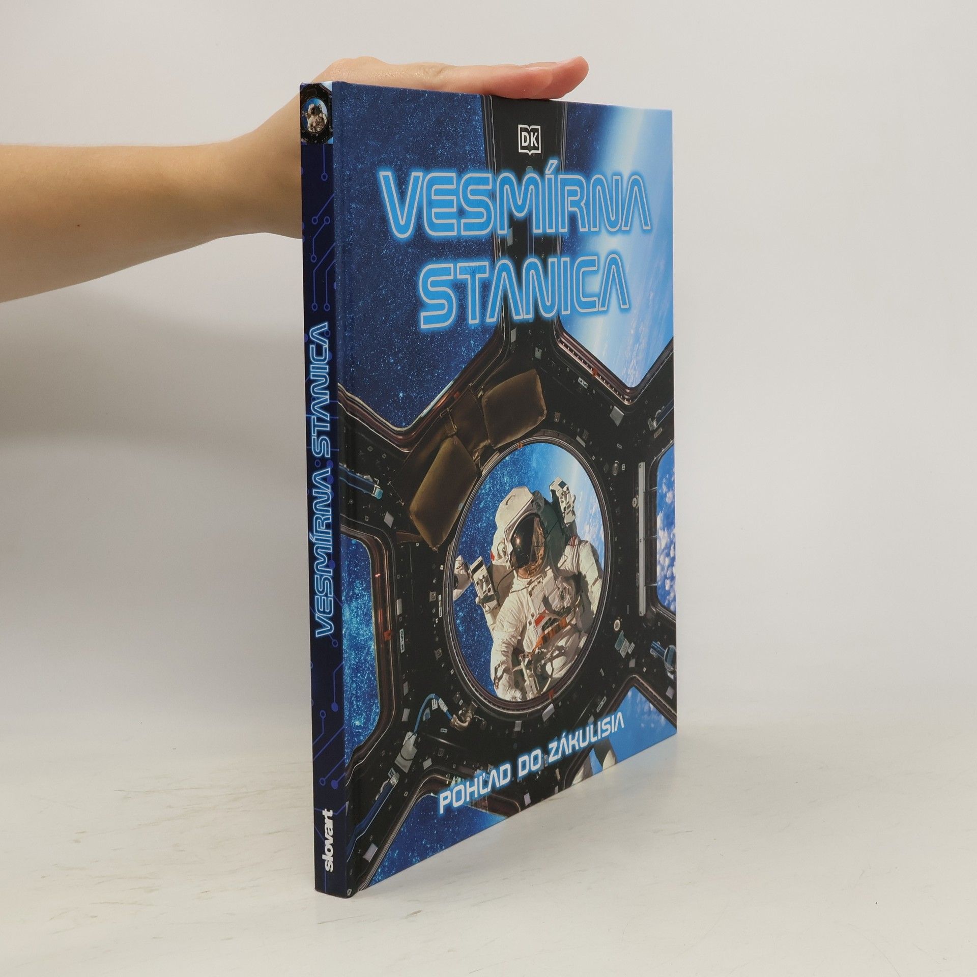 Collectif d'auteurs Vesmírna stanica: pohl'ad do zákulisia