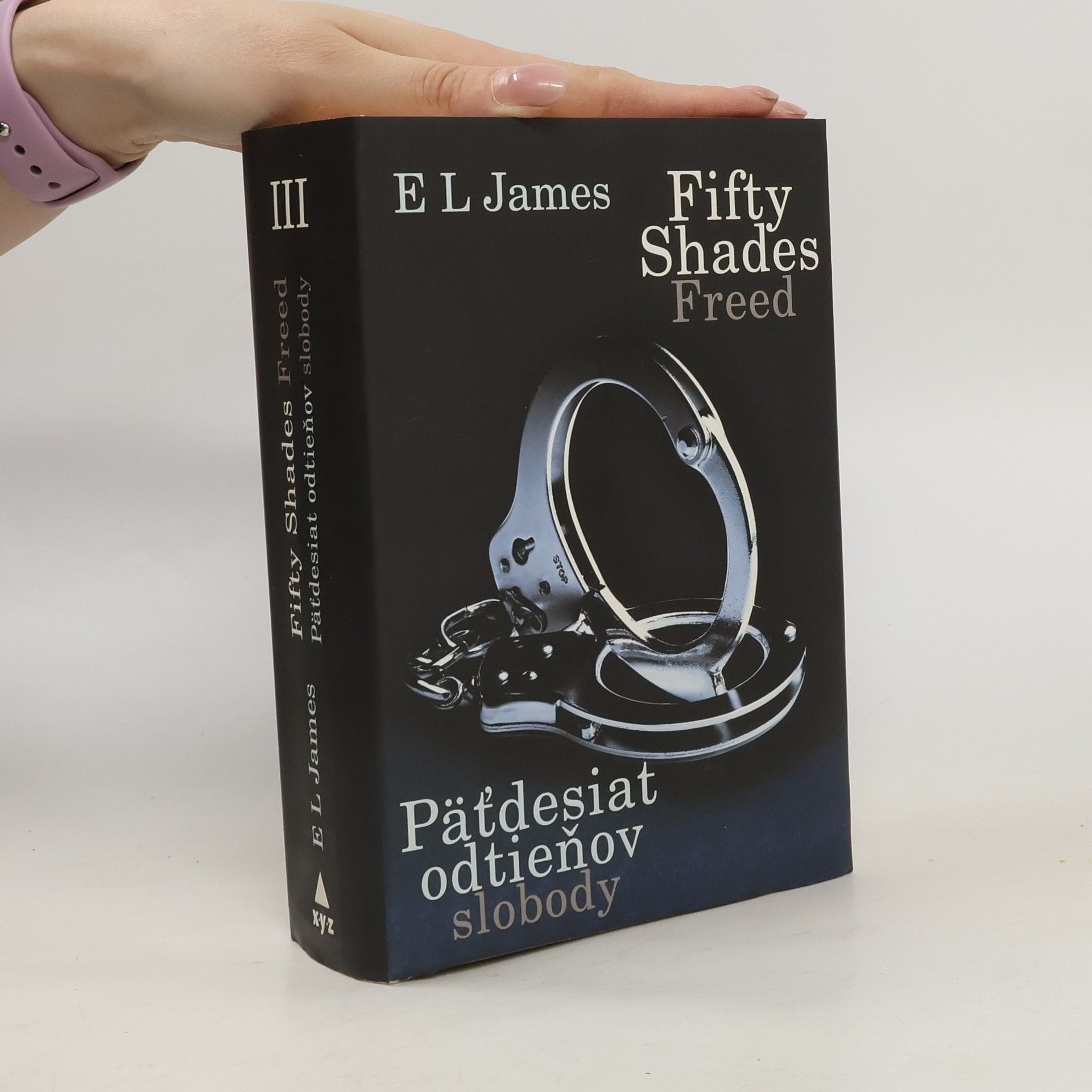 E L James Päťdesiat odtieňov slobody