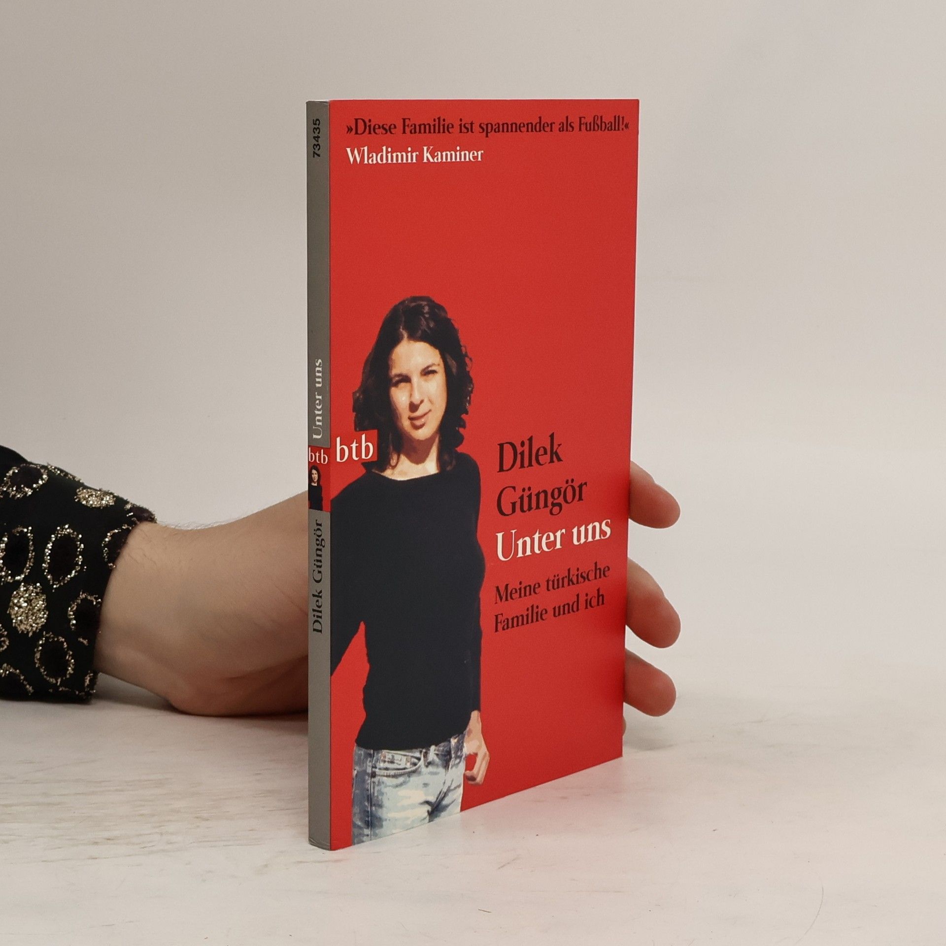 Dilek Güngör Unter uns