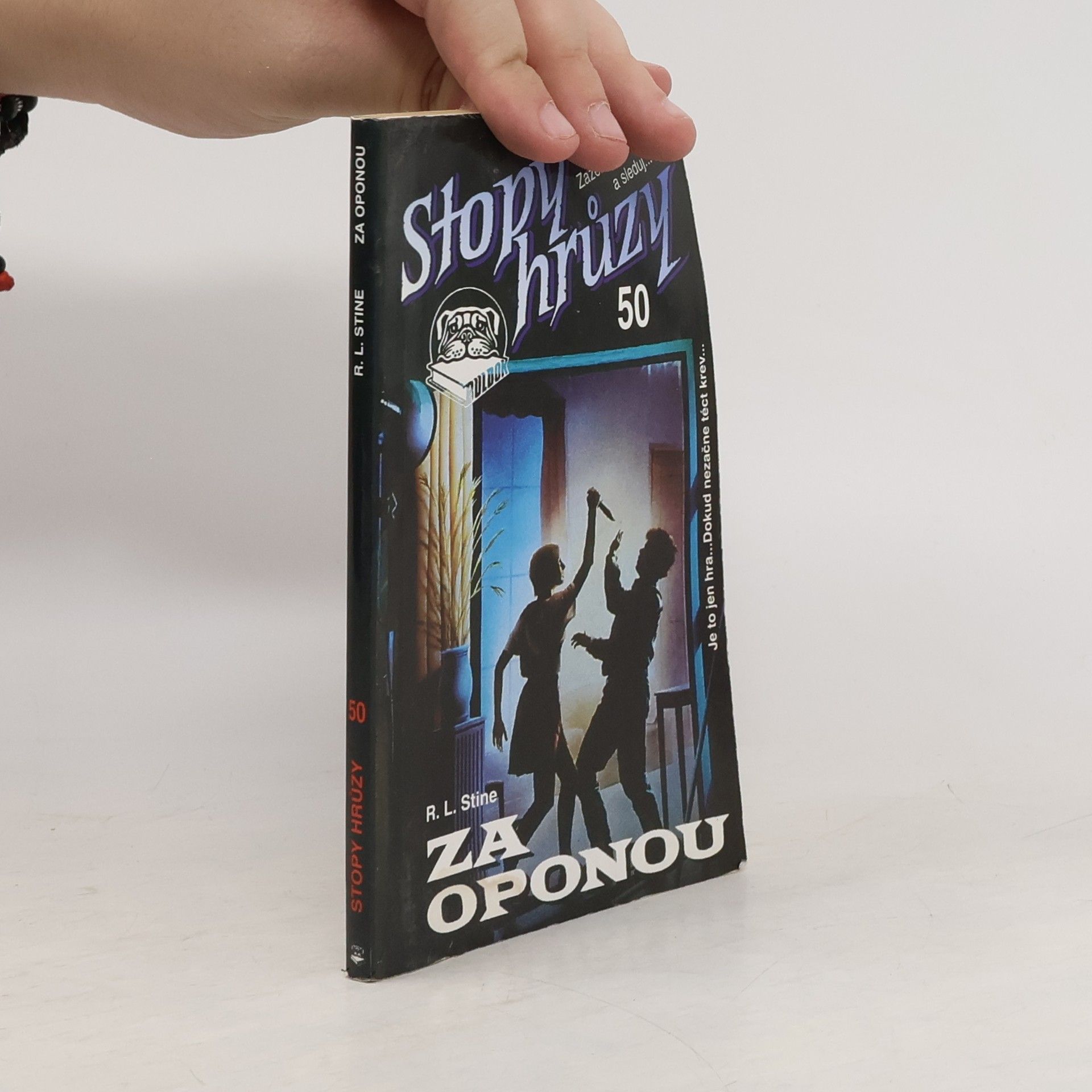 R. L. Stine Stopy hrůzy 50: Za oponou