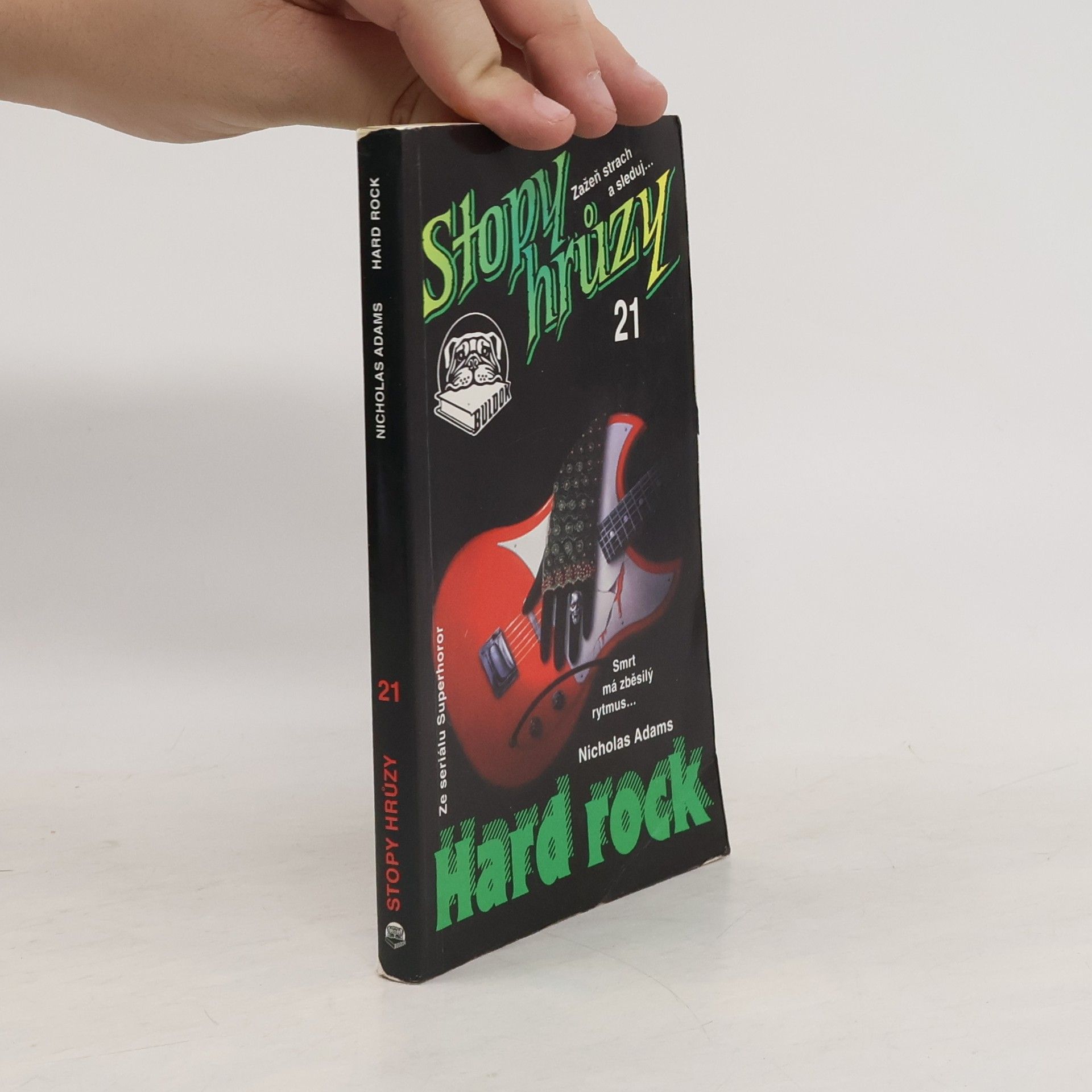 James D. MacDonald Hard rock. Stopy hrůzy 21
