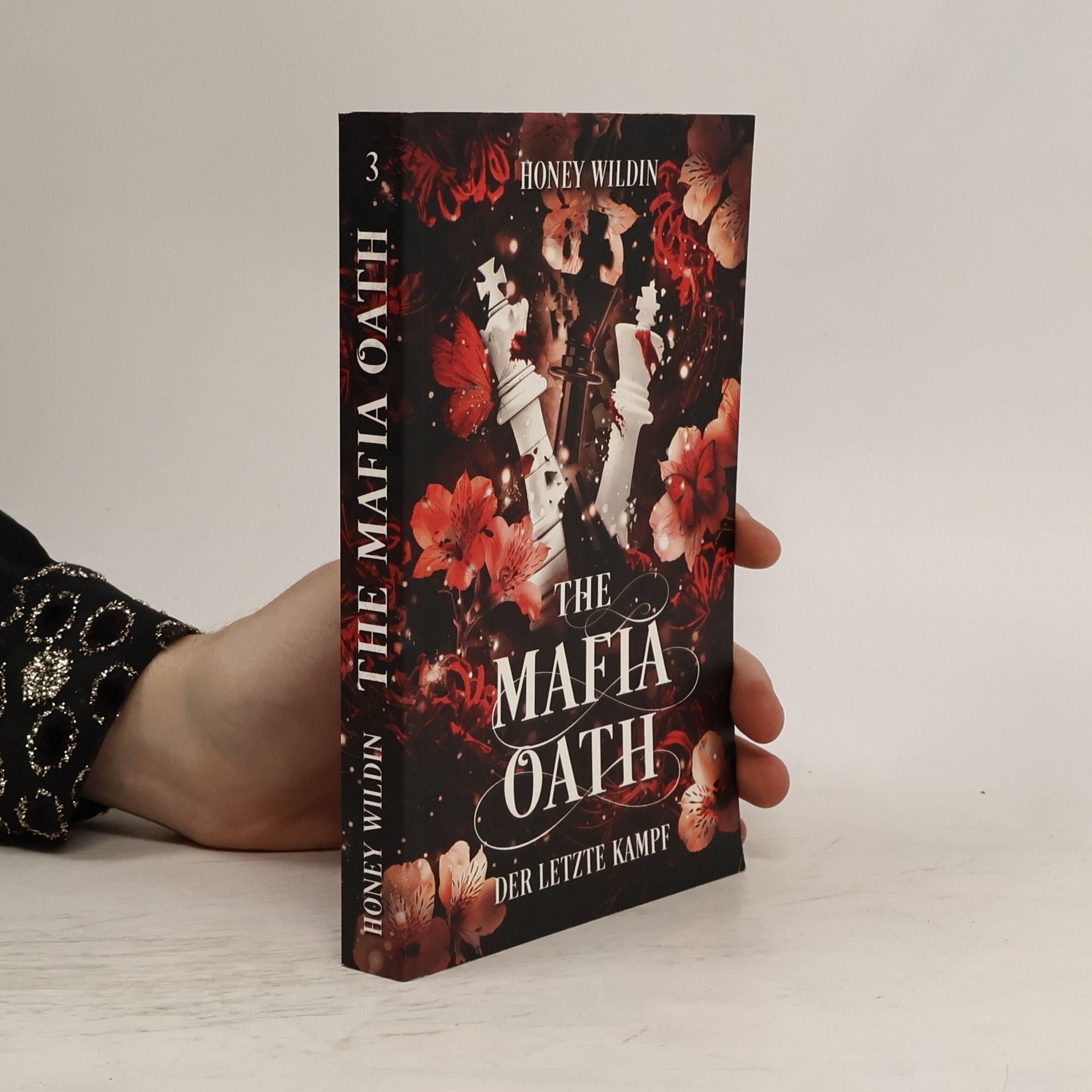 Honey Wildin The Mafia Oath