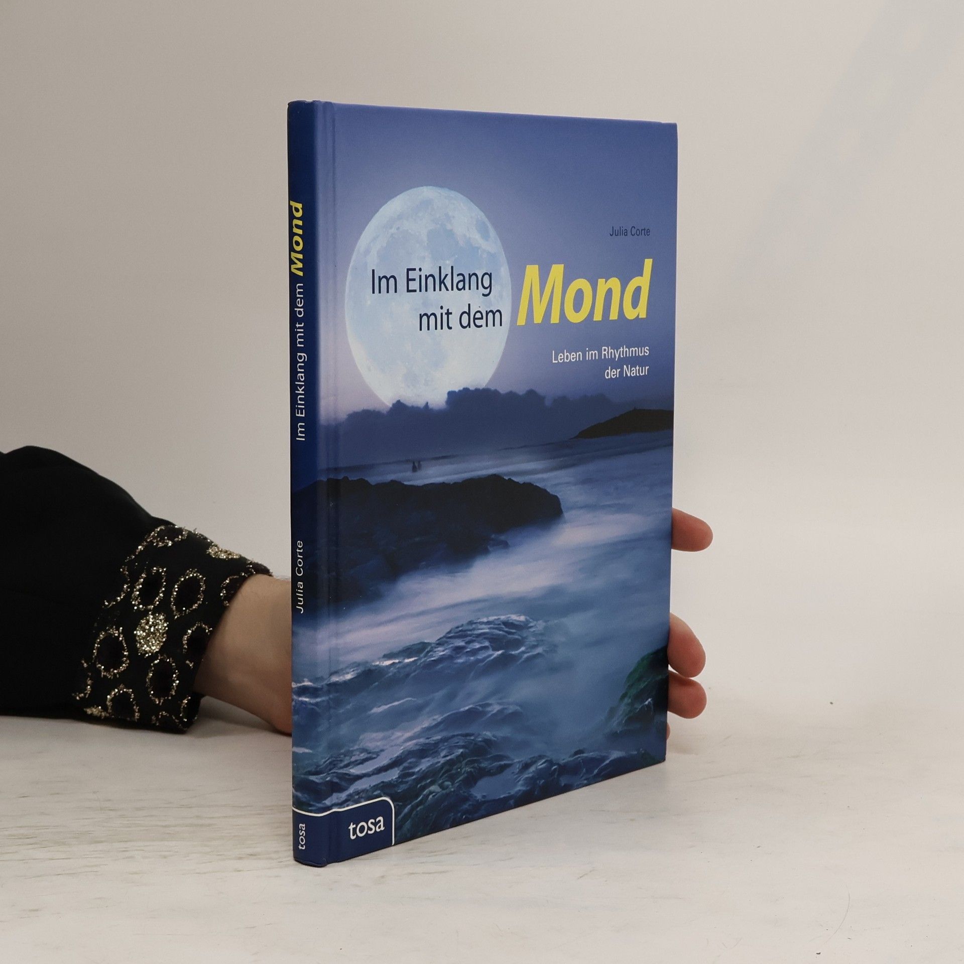 Julia Corte Im Einklang mit dem Mond