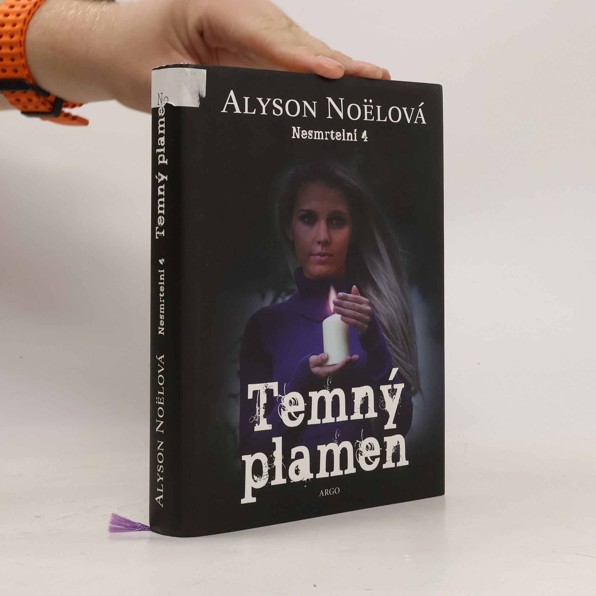 Alyson Noël Nesmrtelní. 4, Temný plamen
