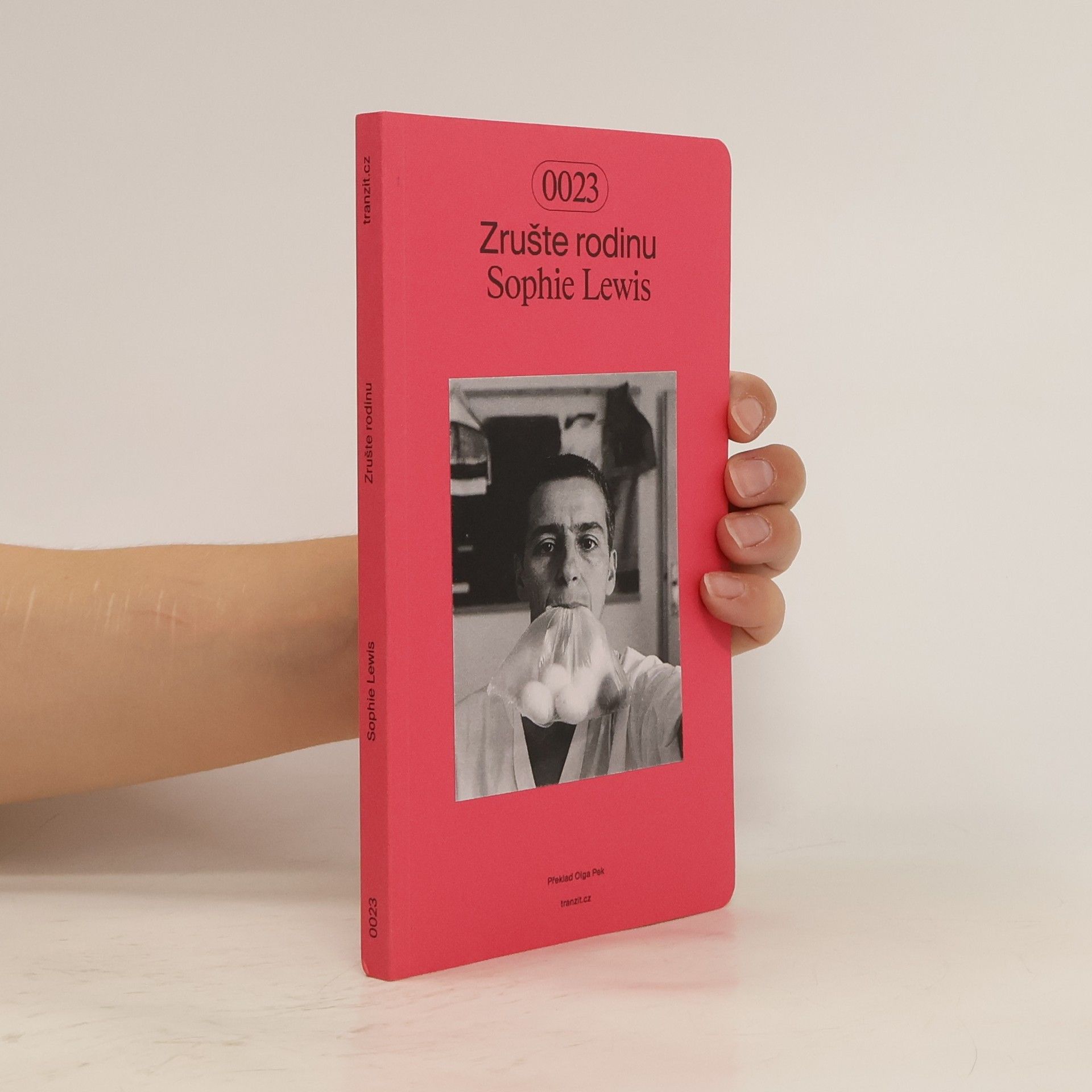 Sophie A. Lewis Zrušte rodinu