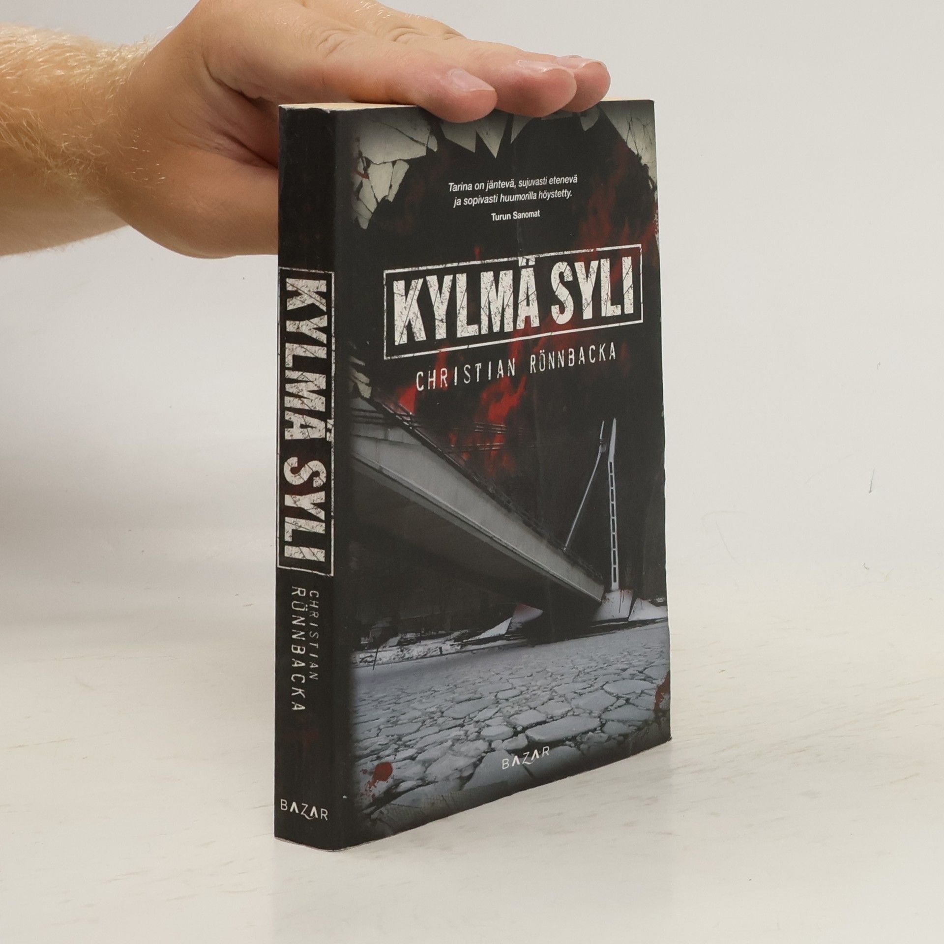 Christian Rönnbacka Kylmä syli