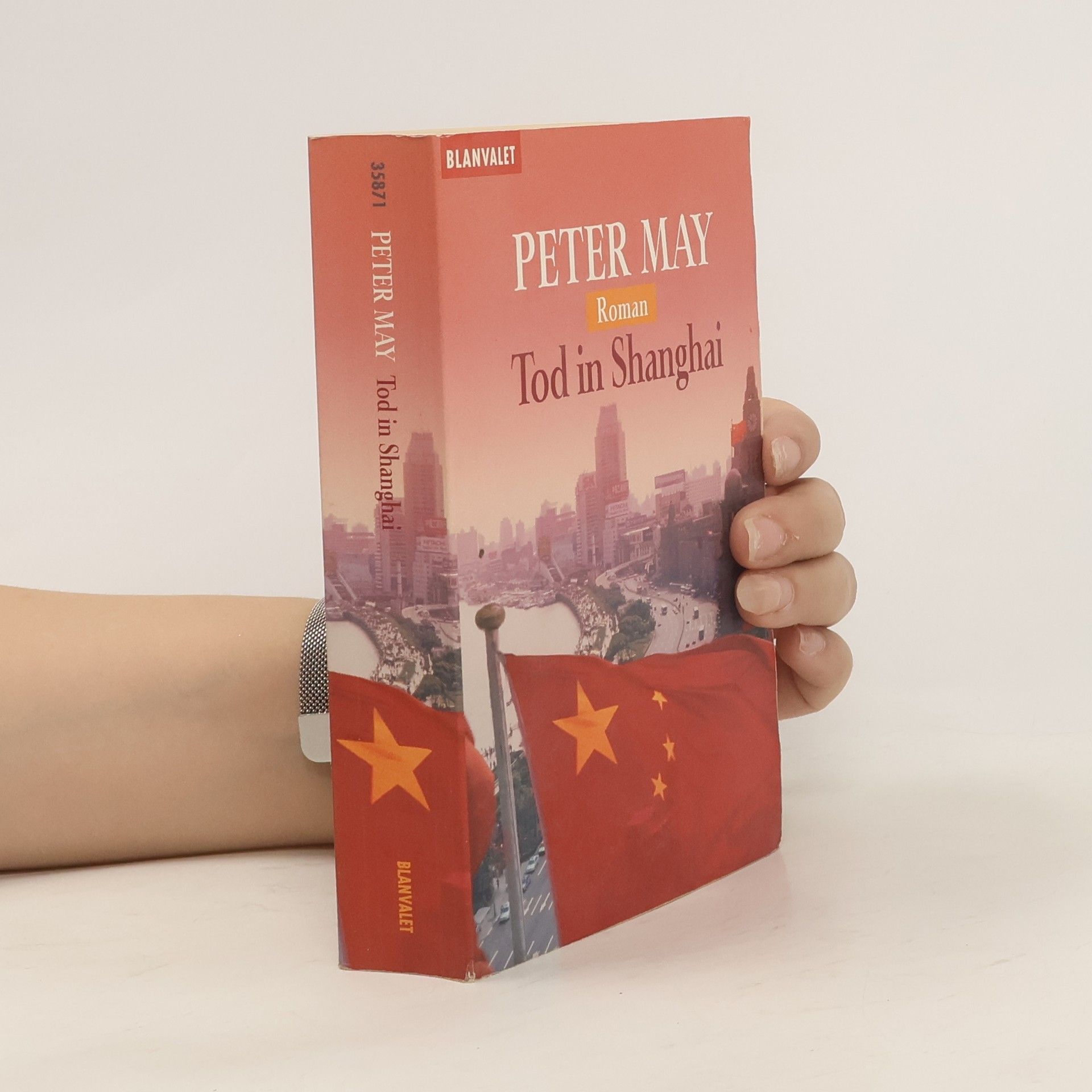 Peter May Tod in Shanghai