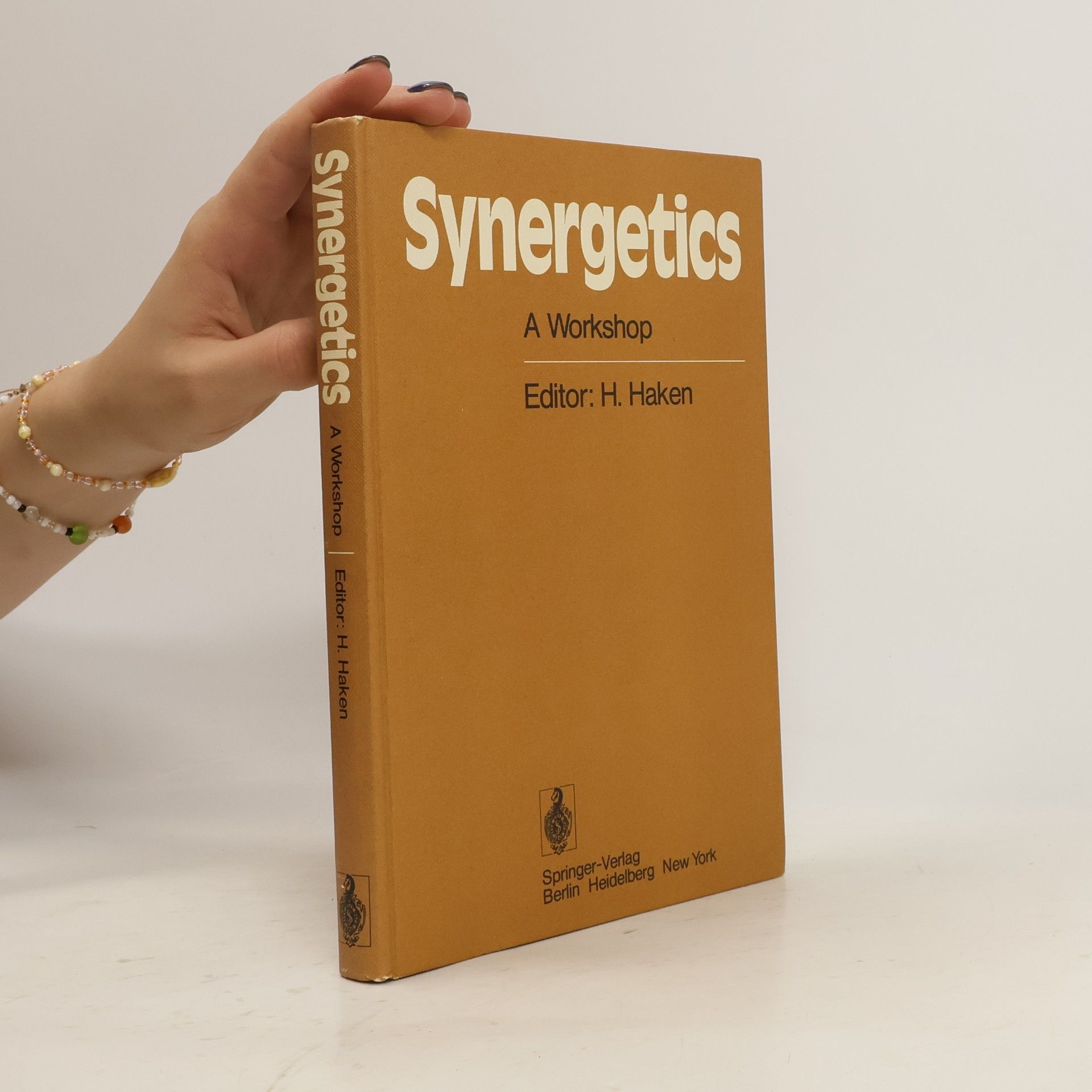 H. Haken Springer Series in Synergetics: Synergetics