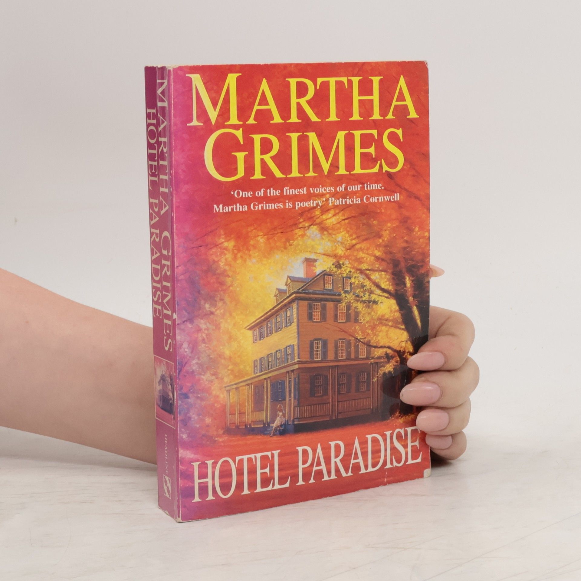 Martha Grimer Hotel Paradise