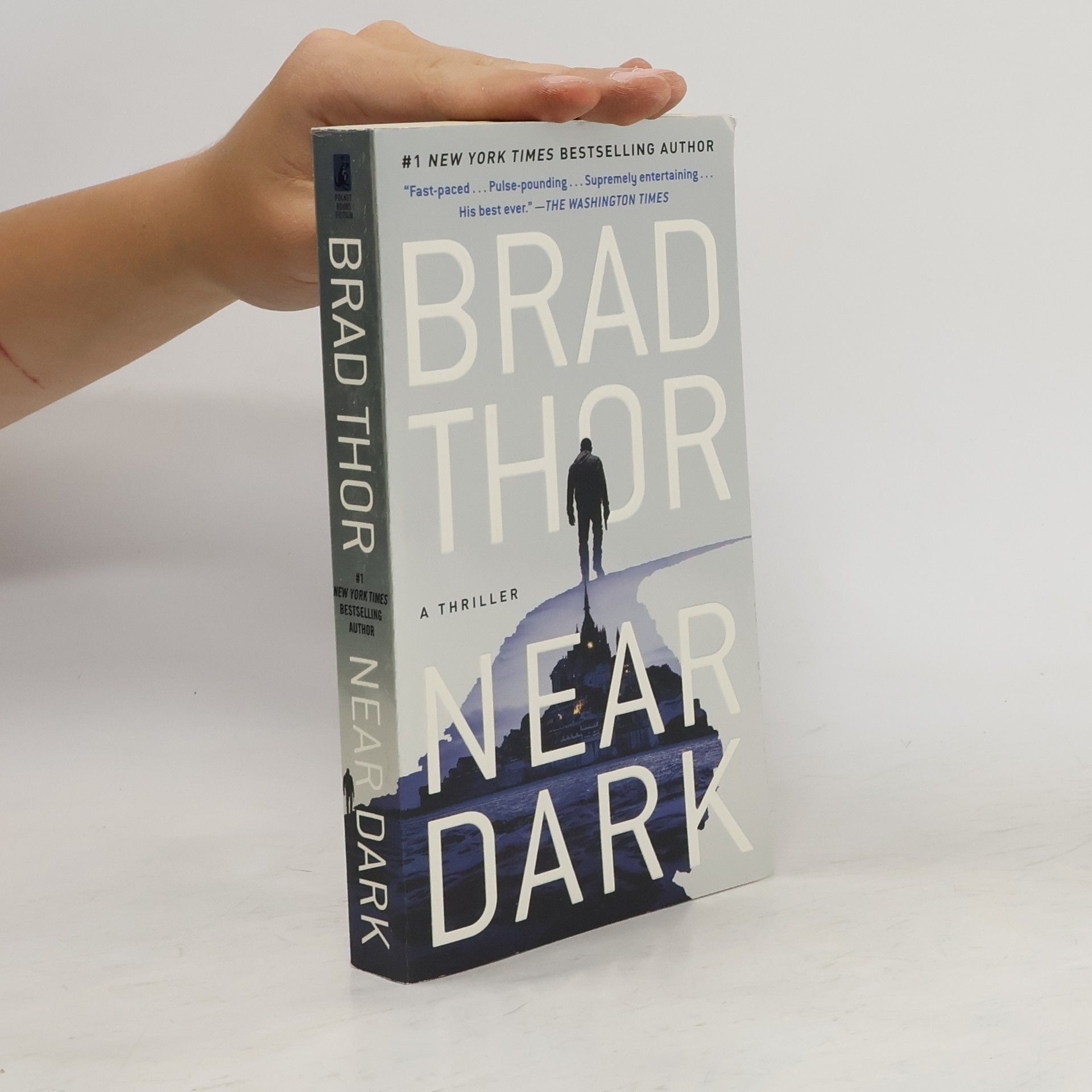 Brad Thor Near Dark