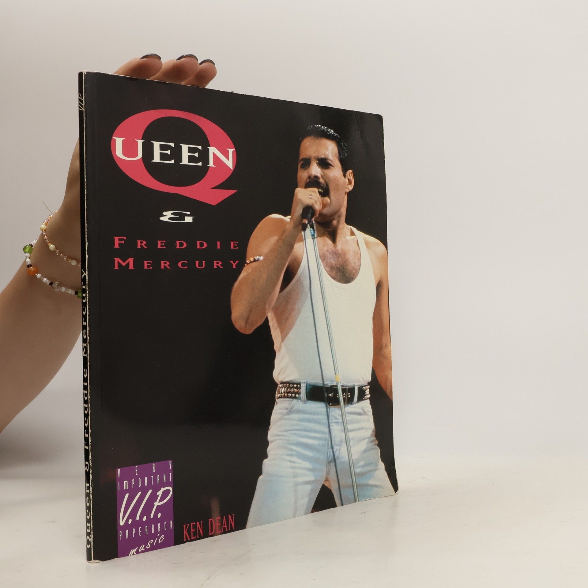 Ken Dean Queen