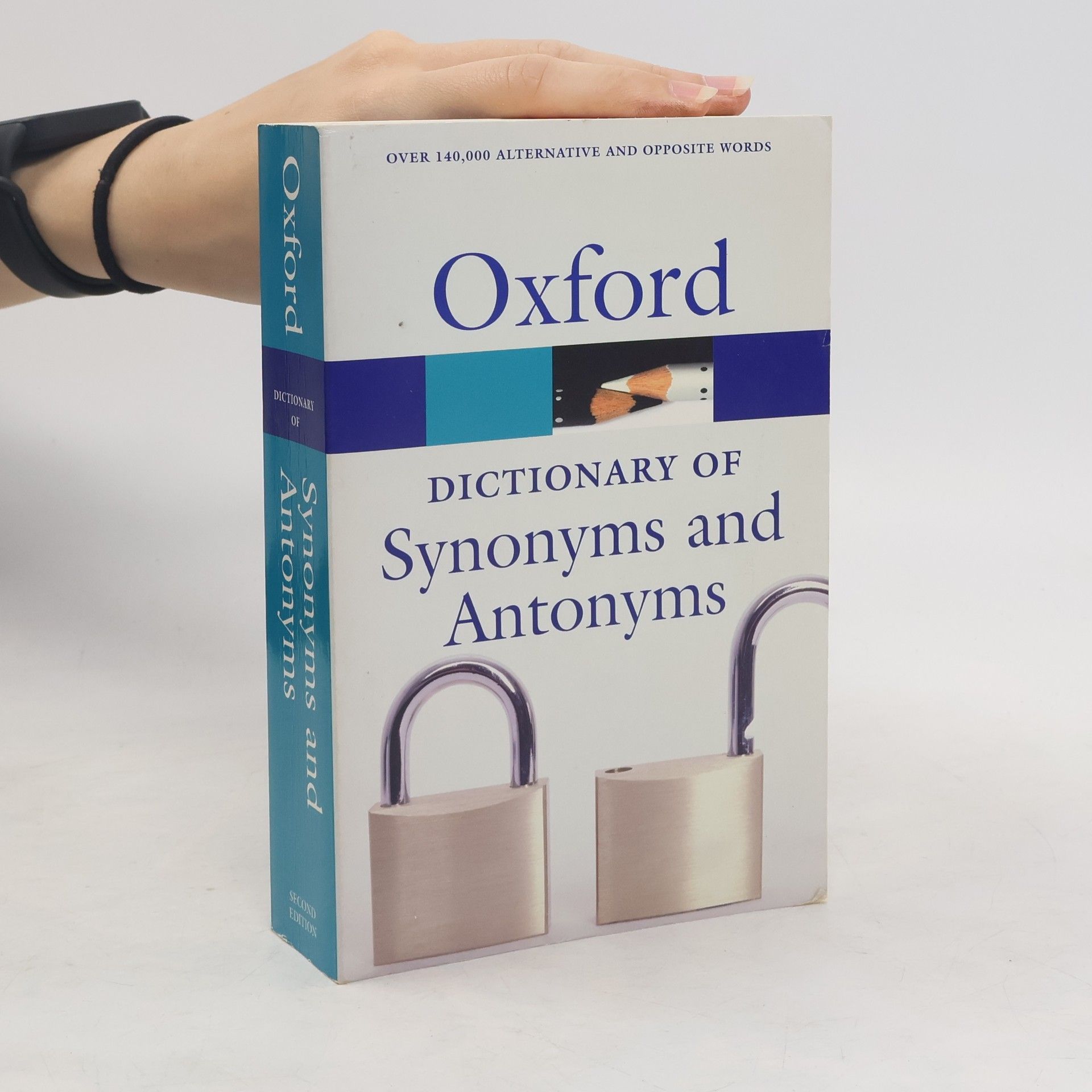 Collective The Oxford Dictionary of Synonyms and Antonyms