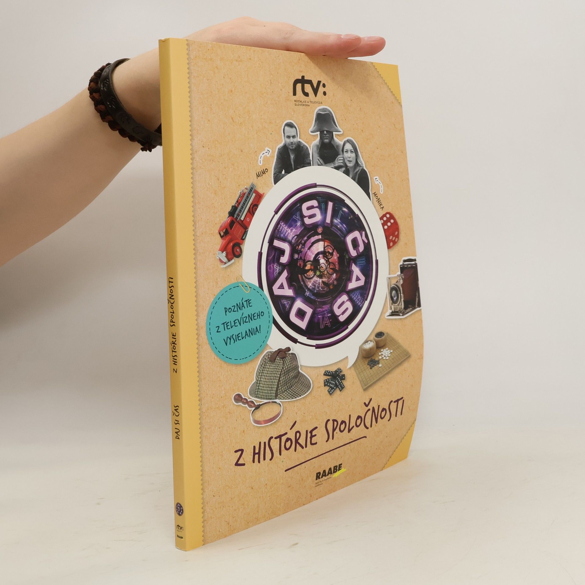 Kolektív autorov Z histórie spoločnosti