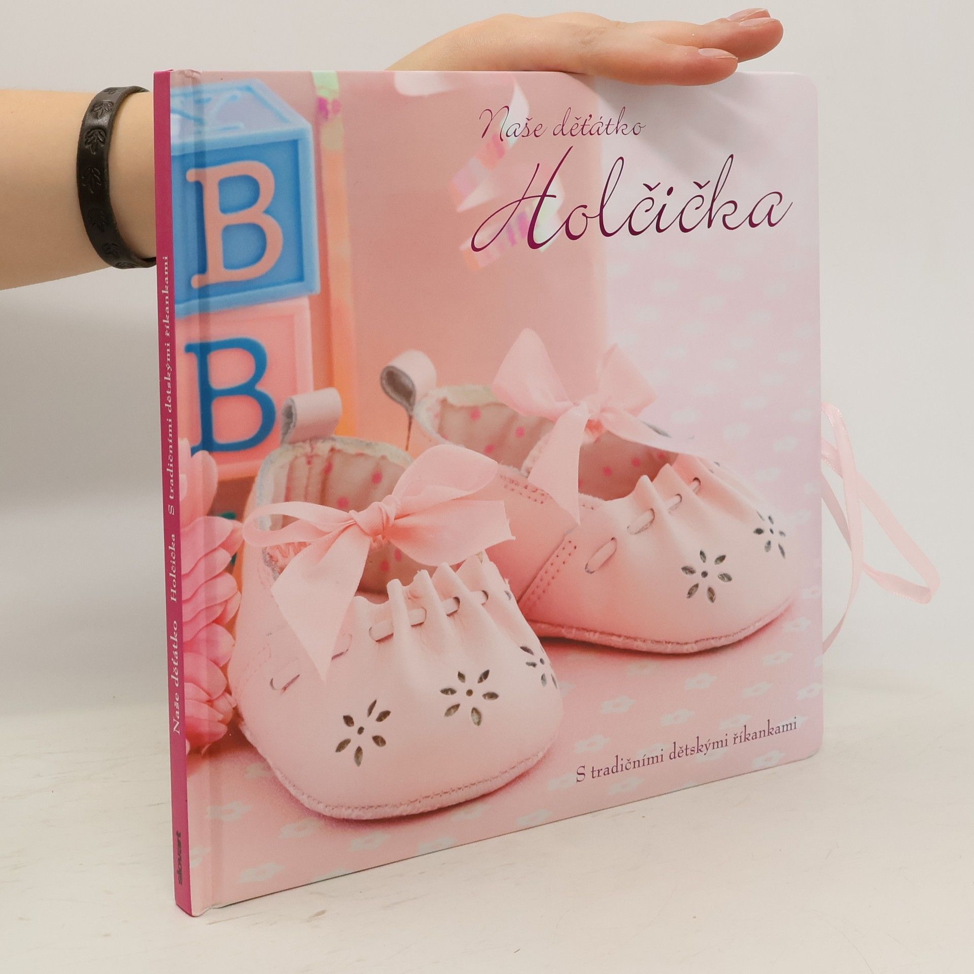 Autorenkollektiv Naše děťátko. Holčička