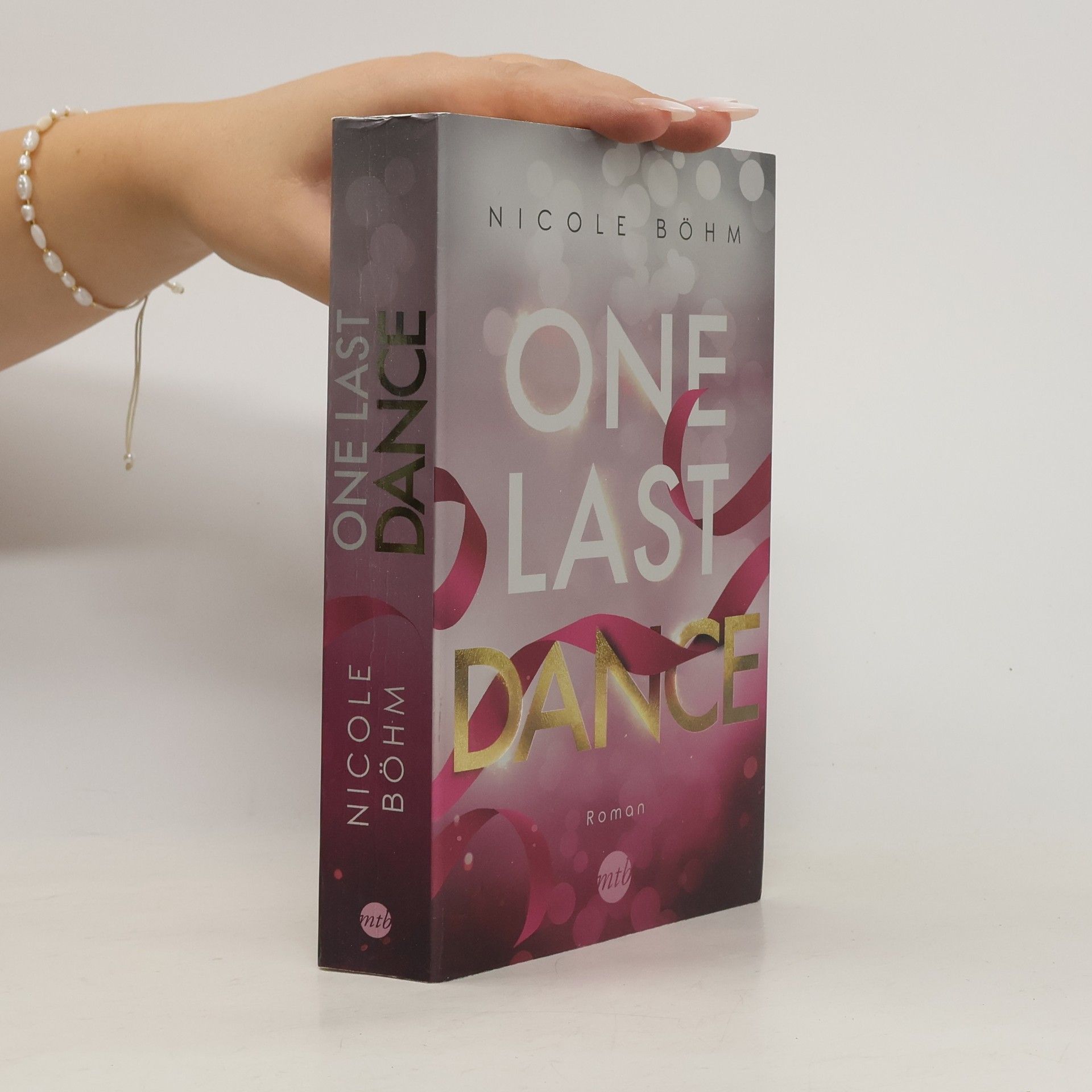 Nicole Böhm One Last Dance