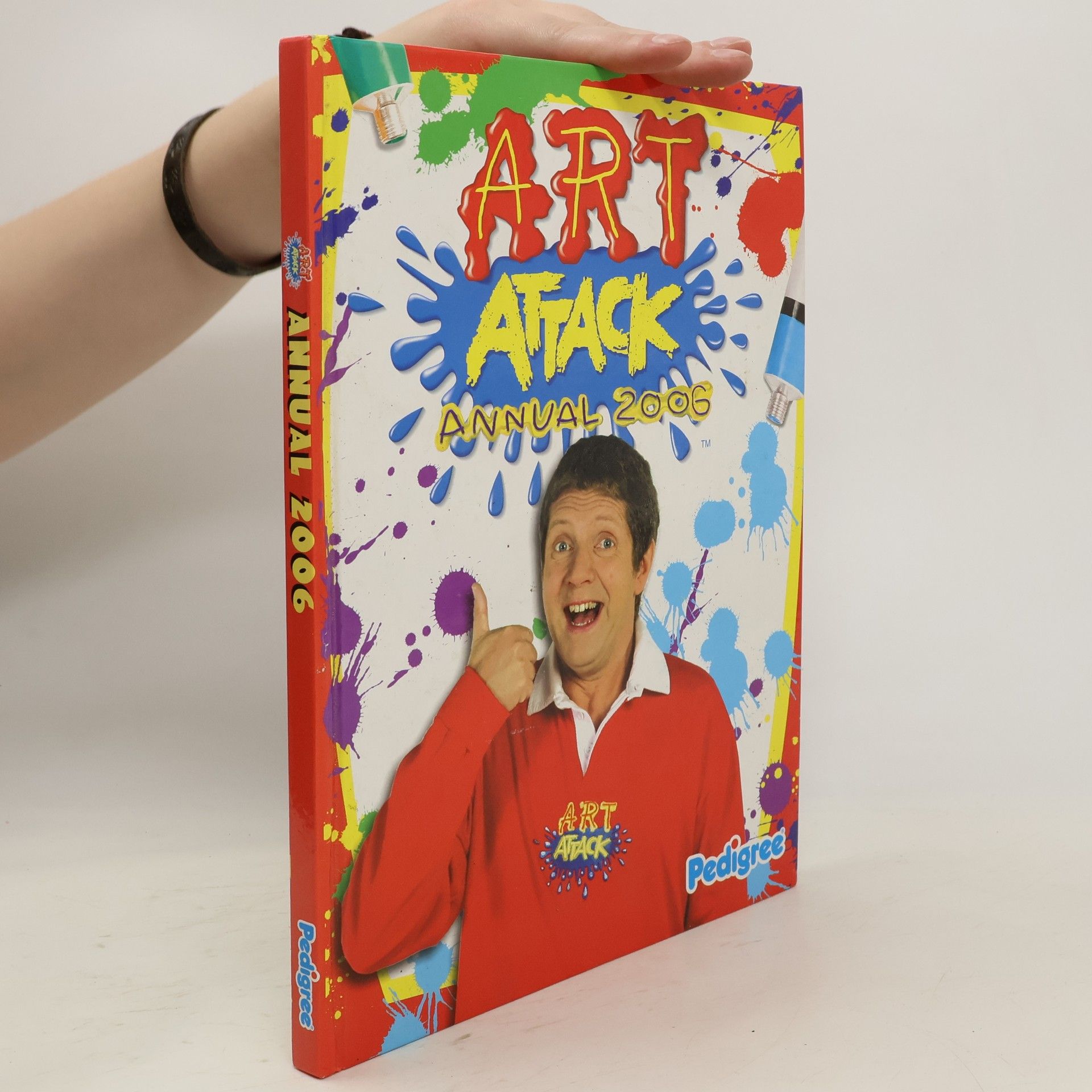 Neil Buchanan Art Attack Annual 2006