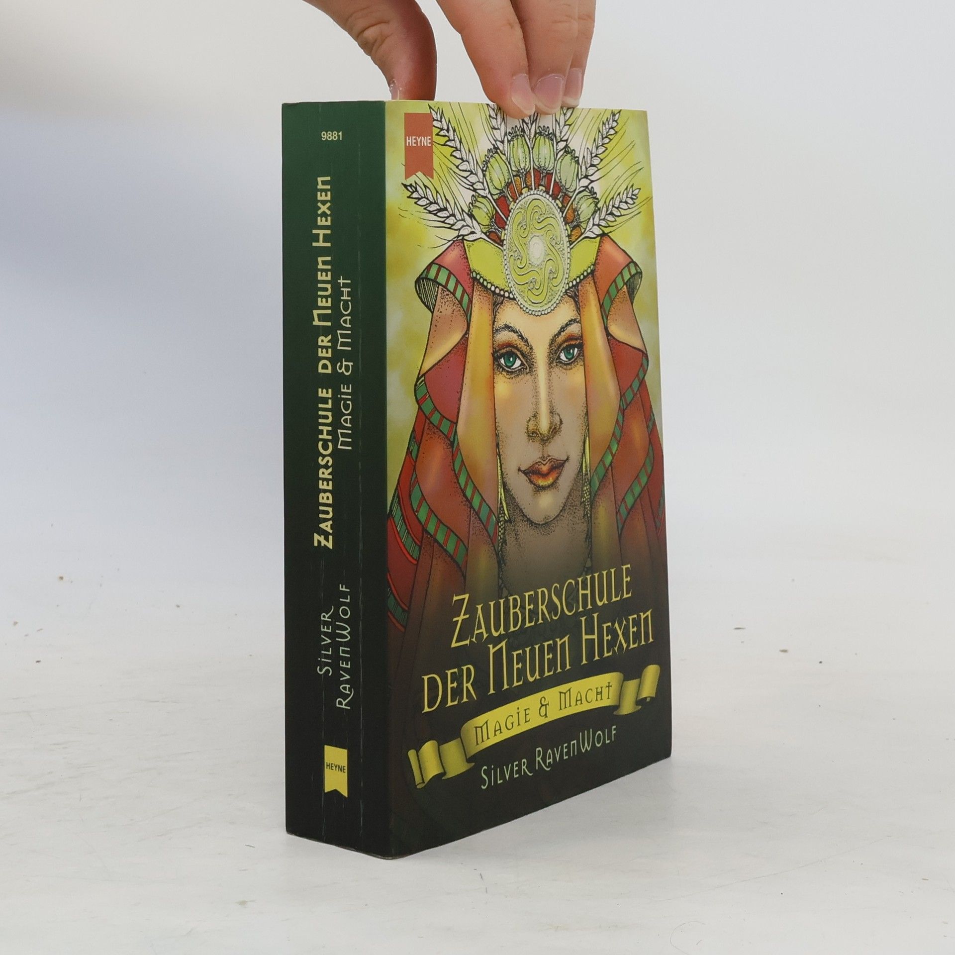 Silver Raven Wolf Zauberschule der neuen Hexen