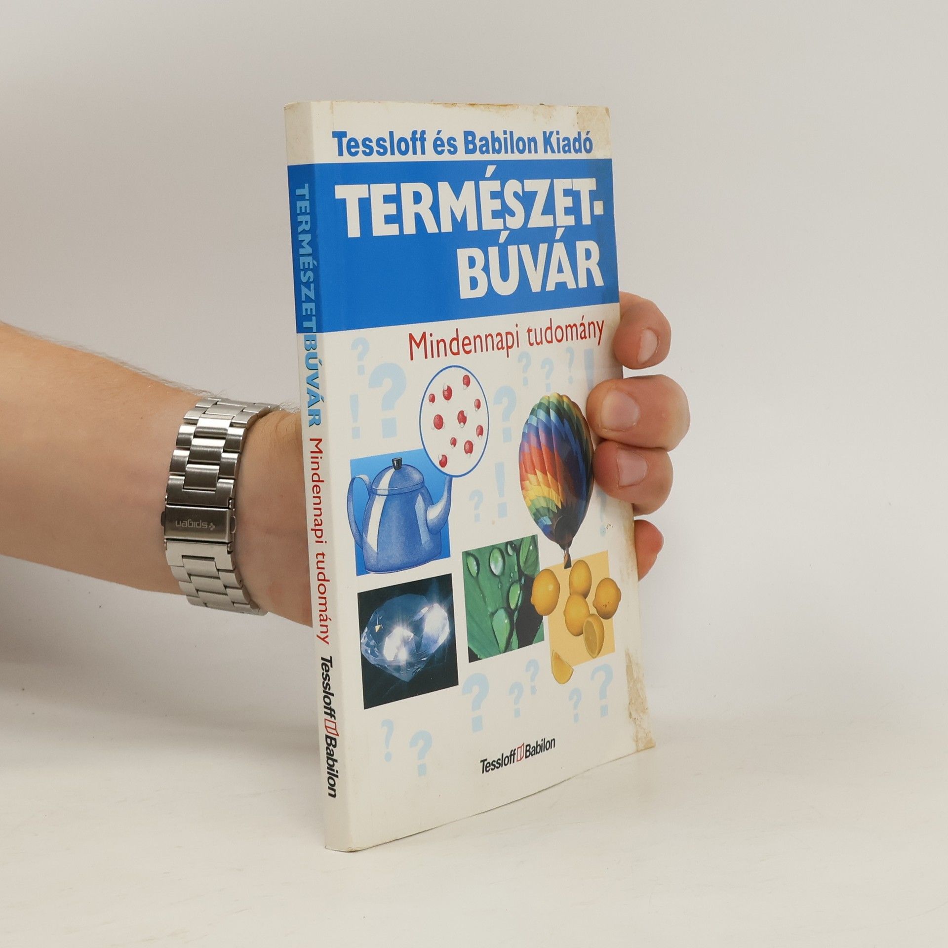 Collectif d'auteurs Természetbúvár