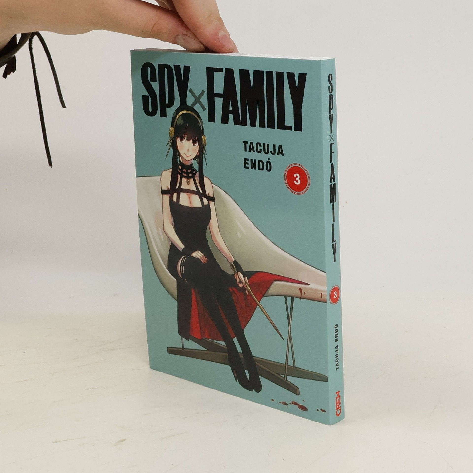 Tacuja Endó Spy x Family 3