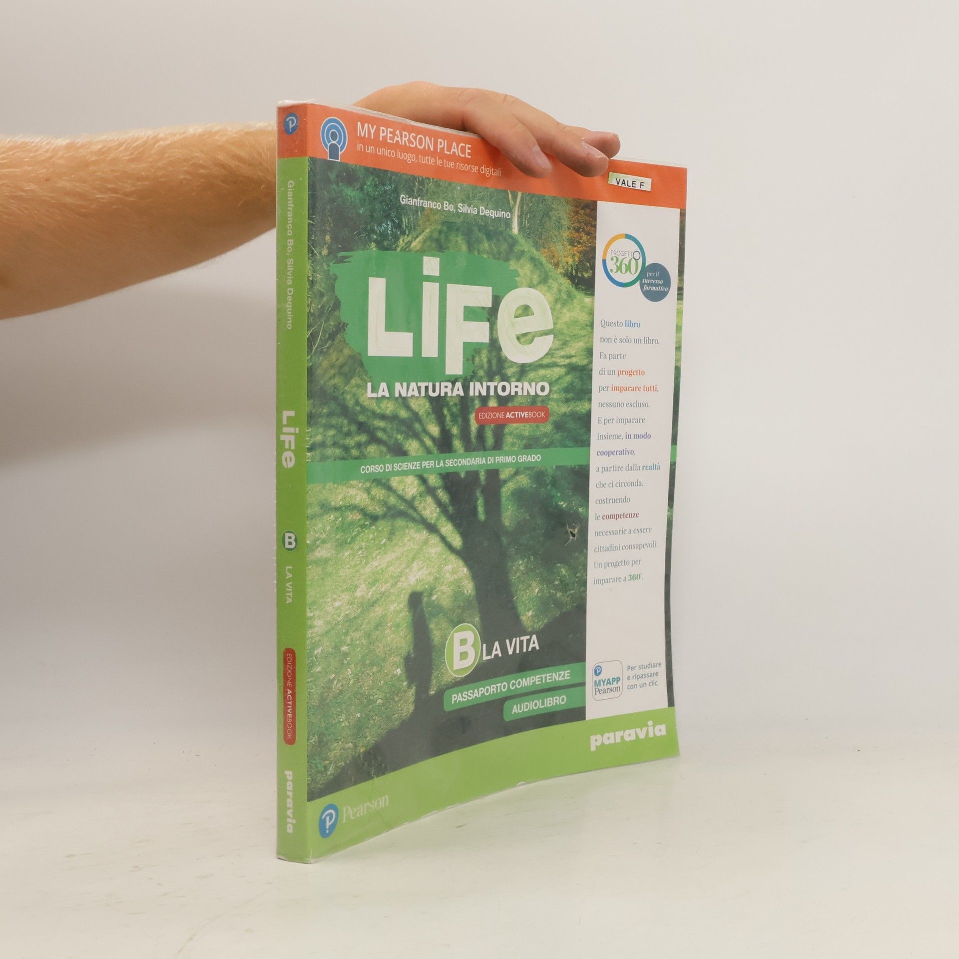 Silvia Dequino Life. La Natura intorno B. la vita