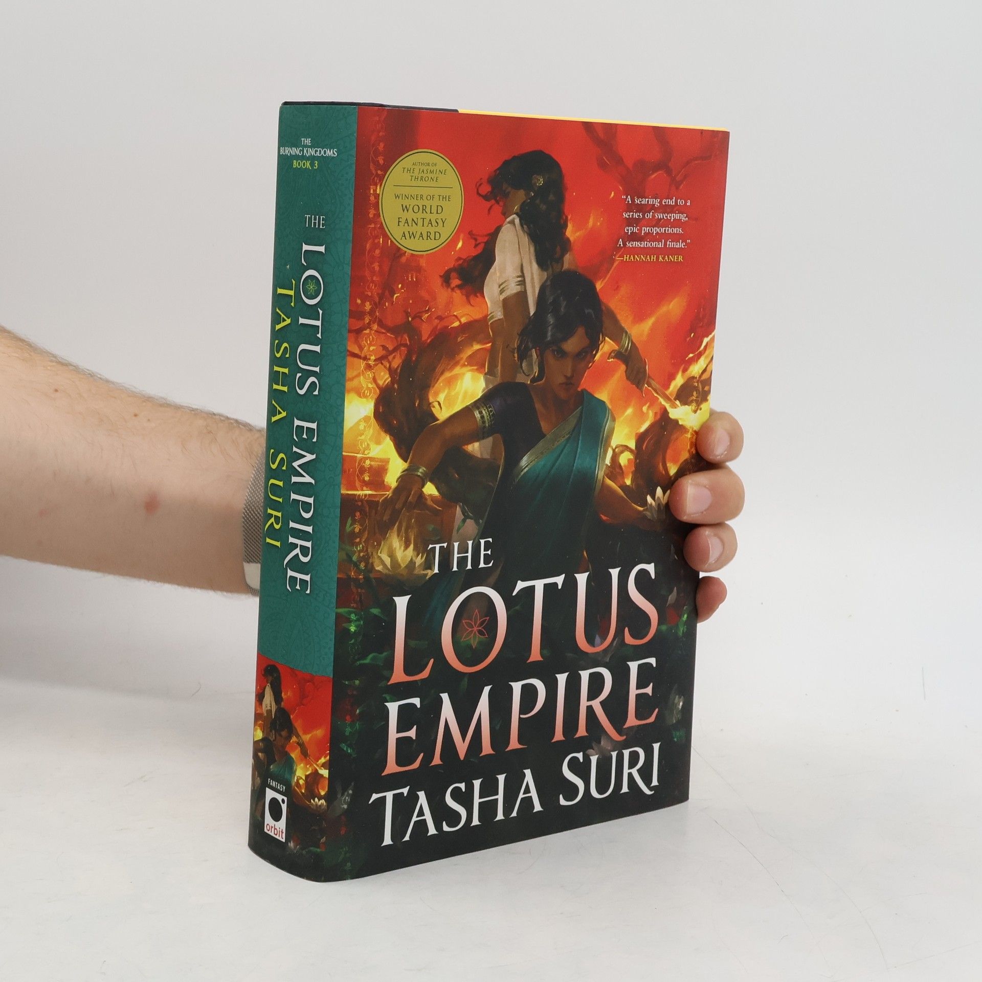 Tasha Suri The Burning Kingdoms - 3: The Lotus Empire