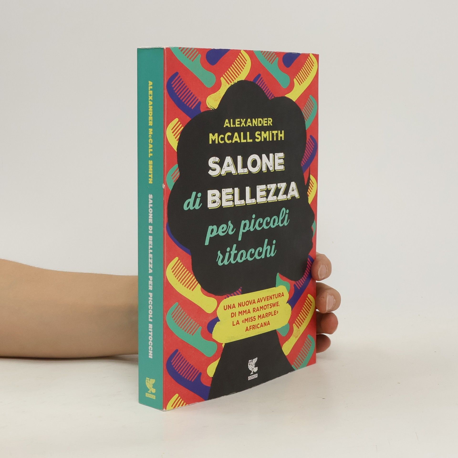 Alexander McCall Smith Salone di bellezza per piccoli ritocchi
