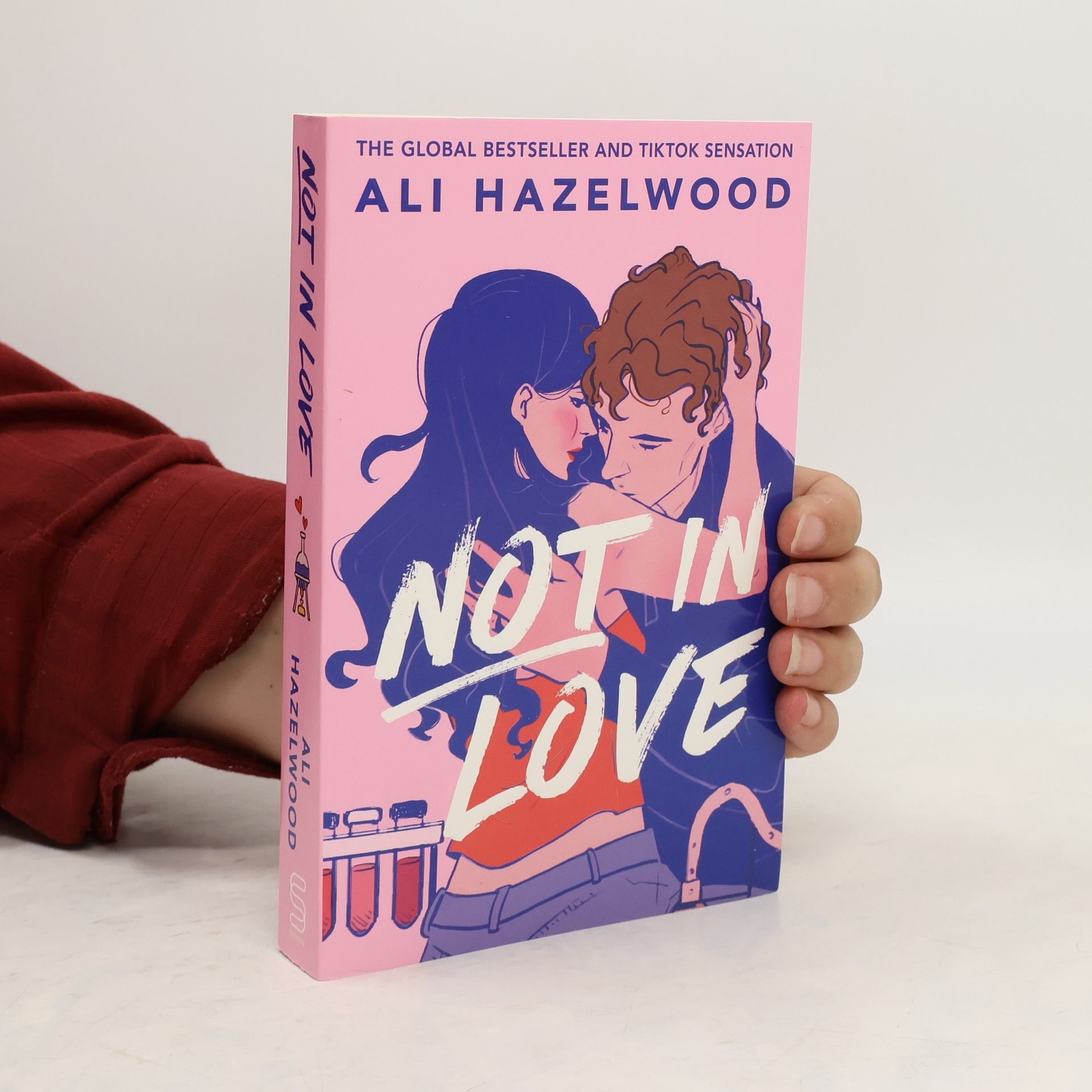 Ali Hazelwood Not in Love