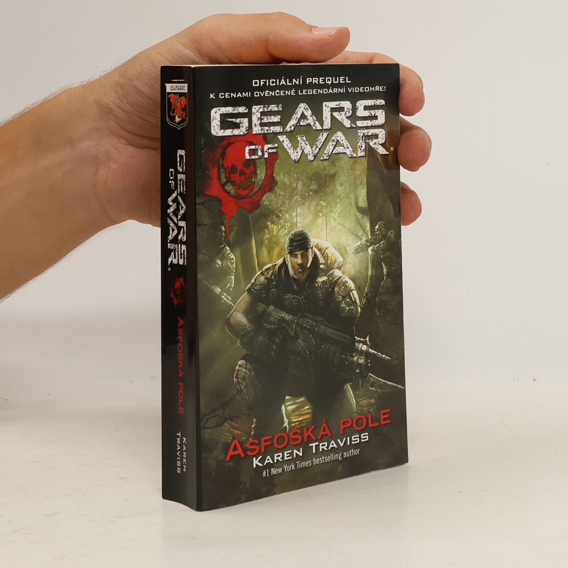 Karen Traviss Gears of war. Asfoská pole