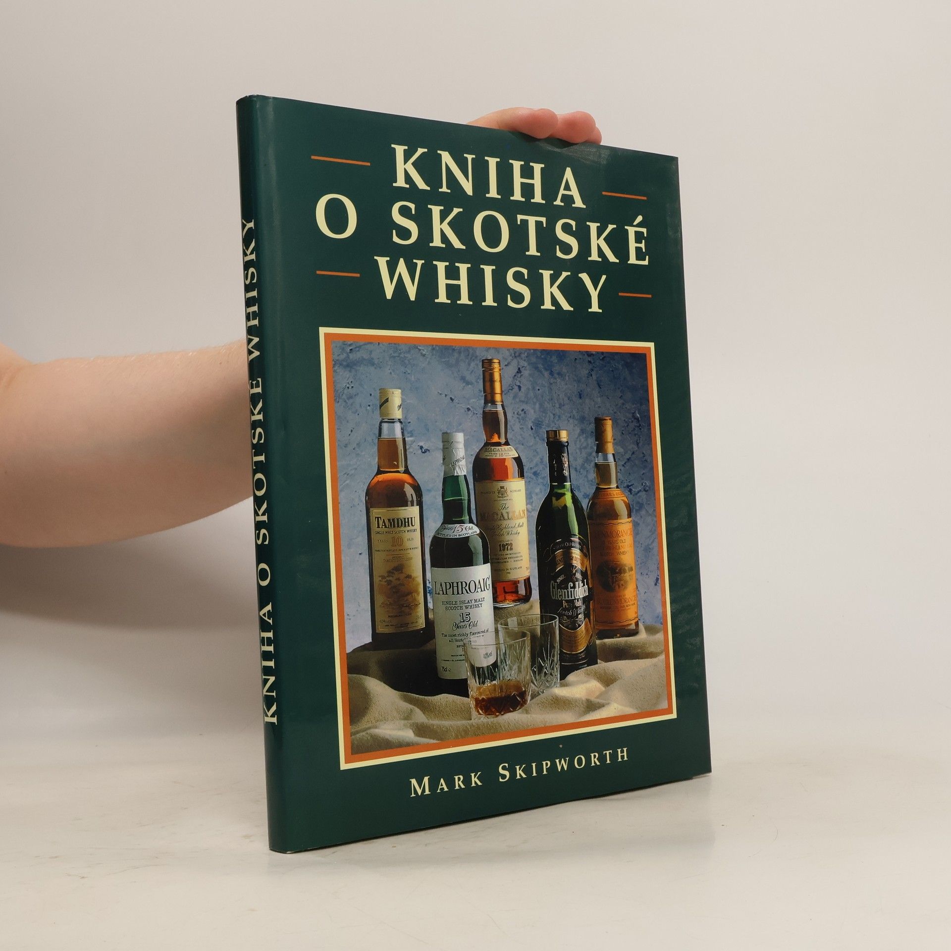Kniha o skotské whisky