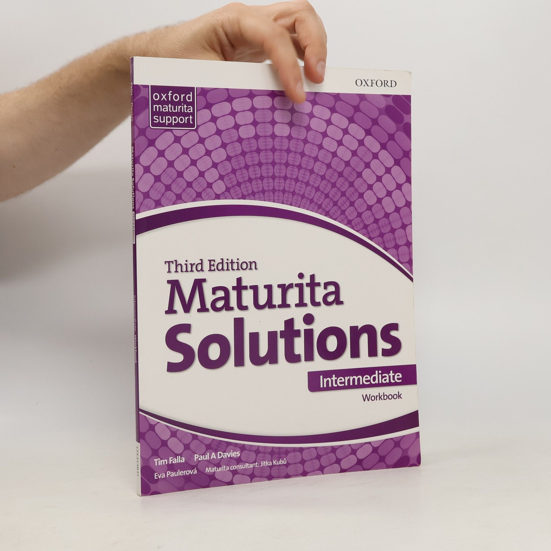 kolektiv Maturita Solutions: Intermediate - Workbook