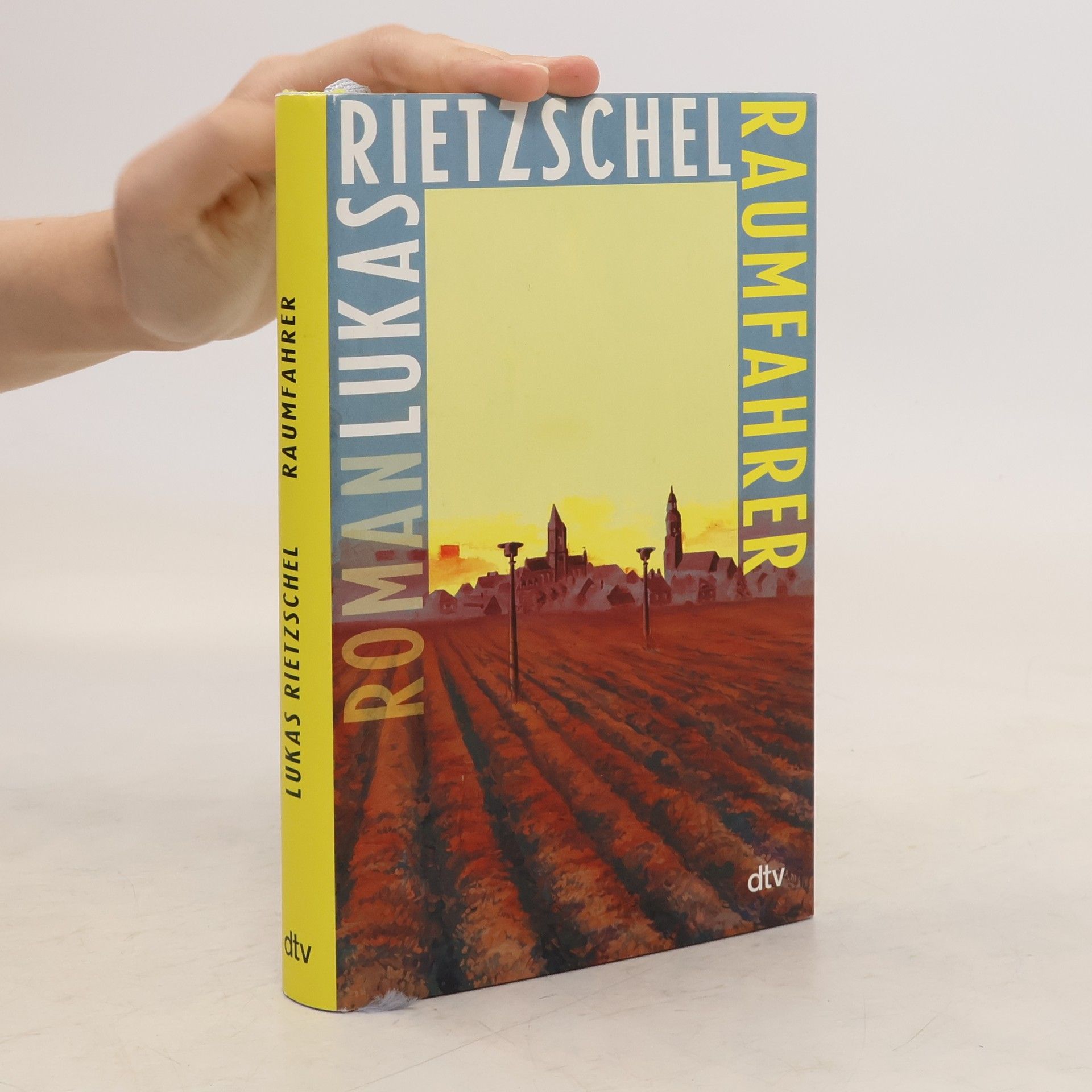 Lukas Rietzschel Raumfahrer