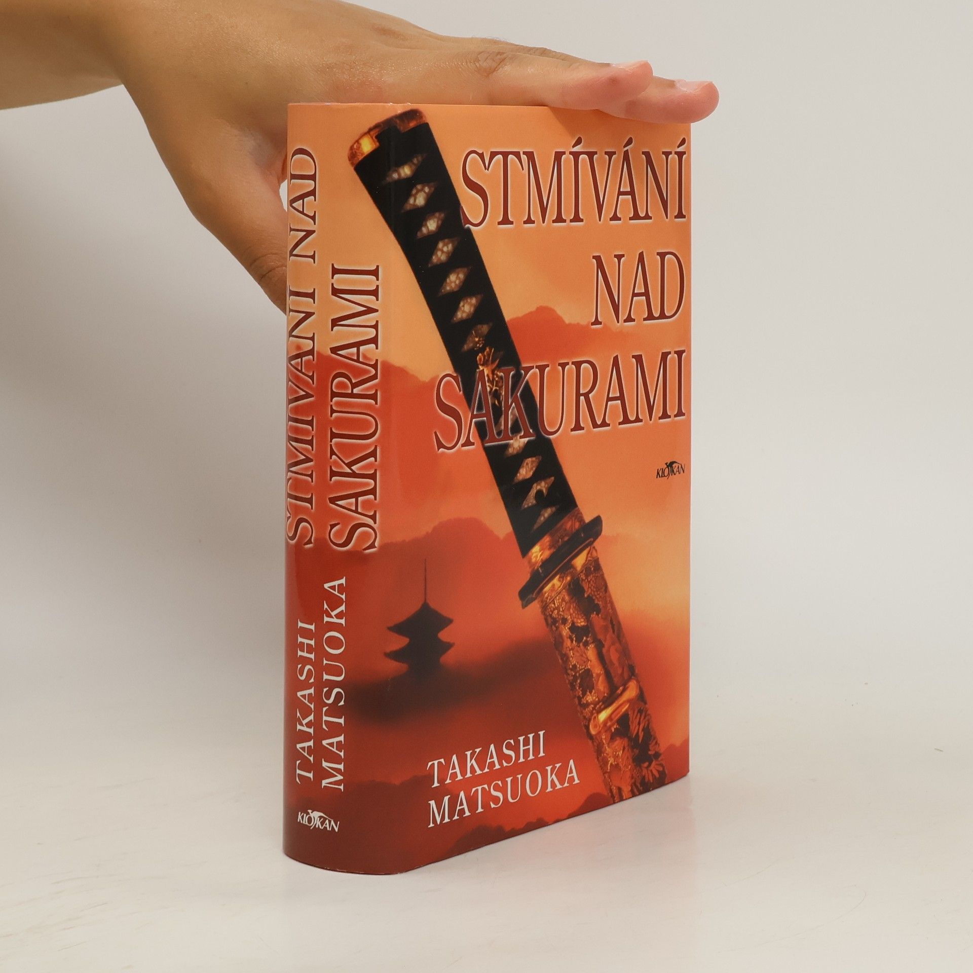 Takashi Matsuoka Stmívání nad sakurami