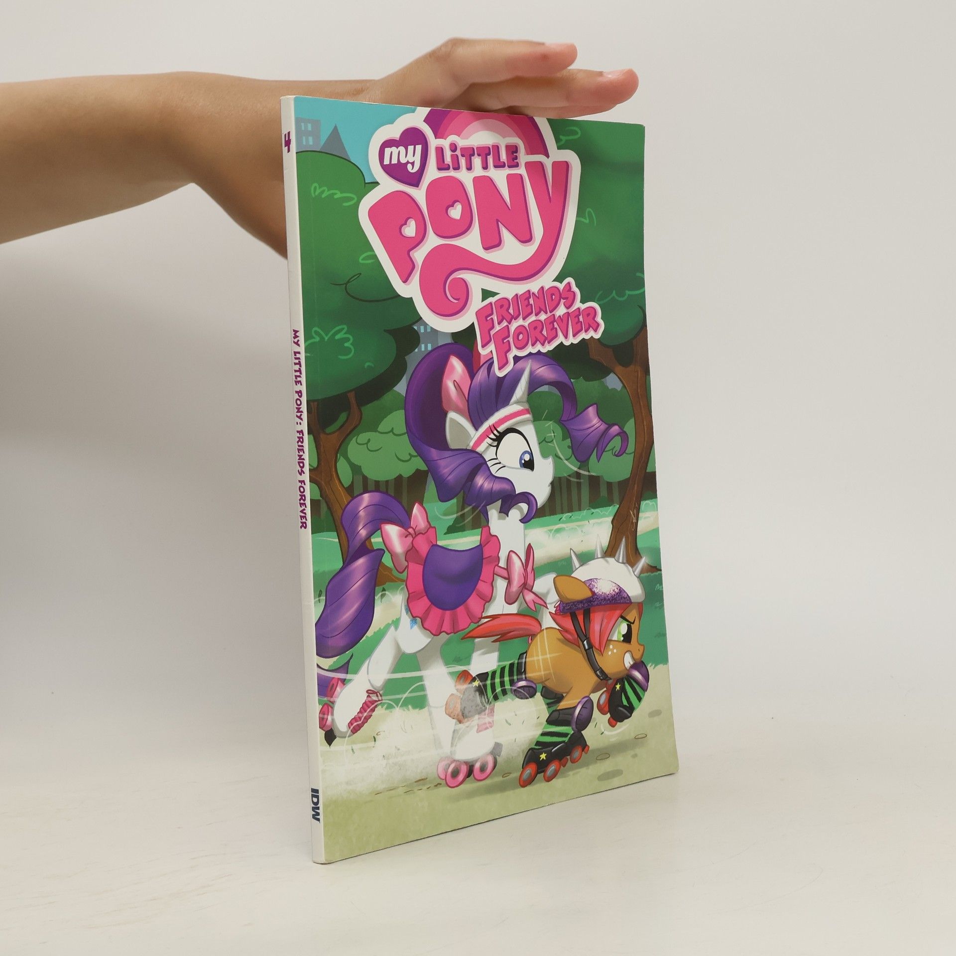 Bobby Curnow My Little Pony Friends Forever Volume 4
