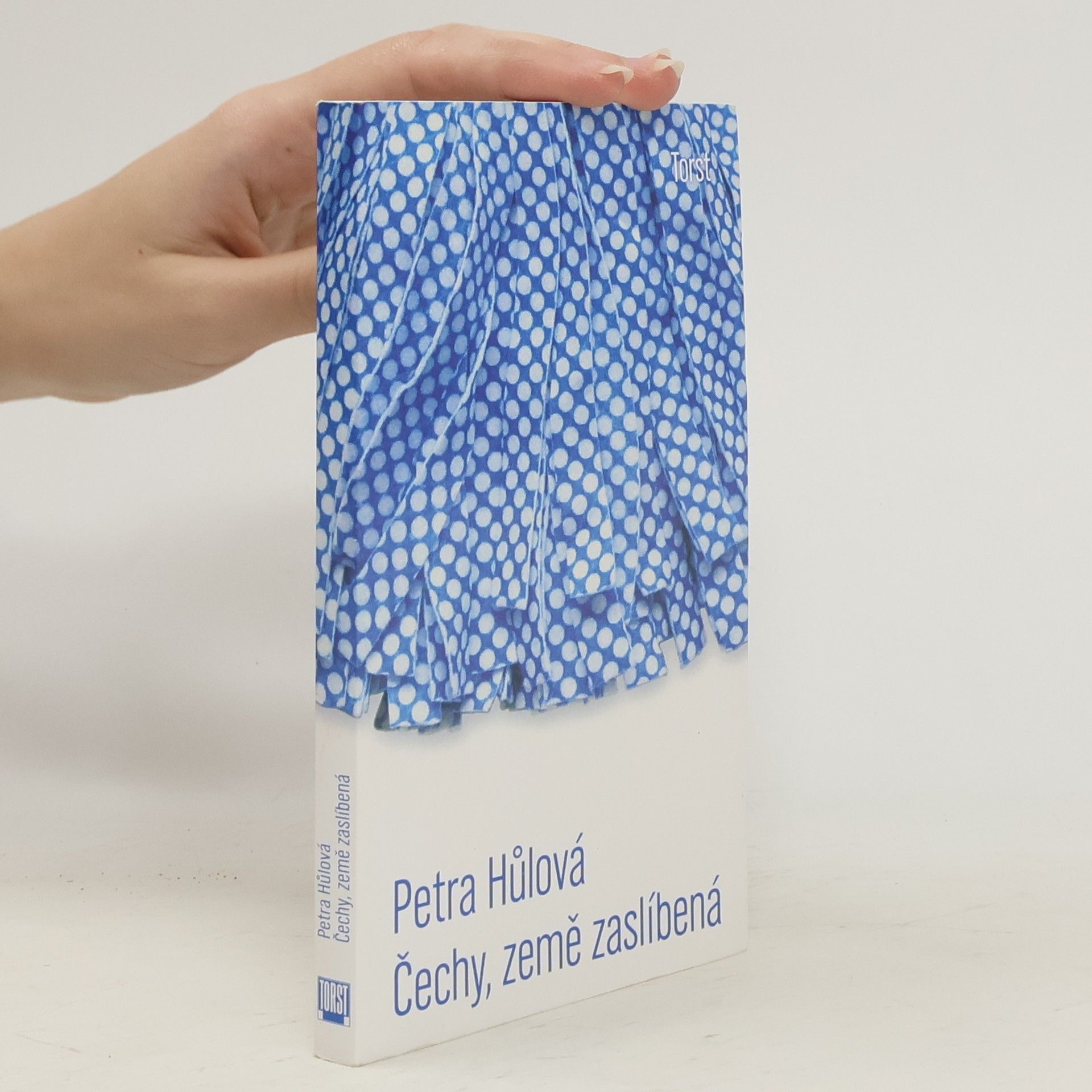 Petra Hůlová Čechy, země zaslíbená
