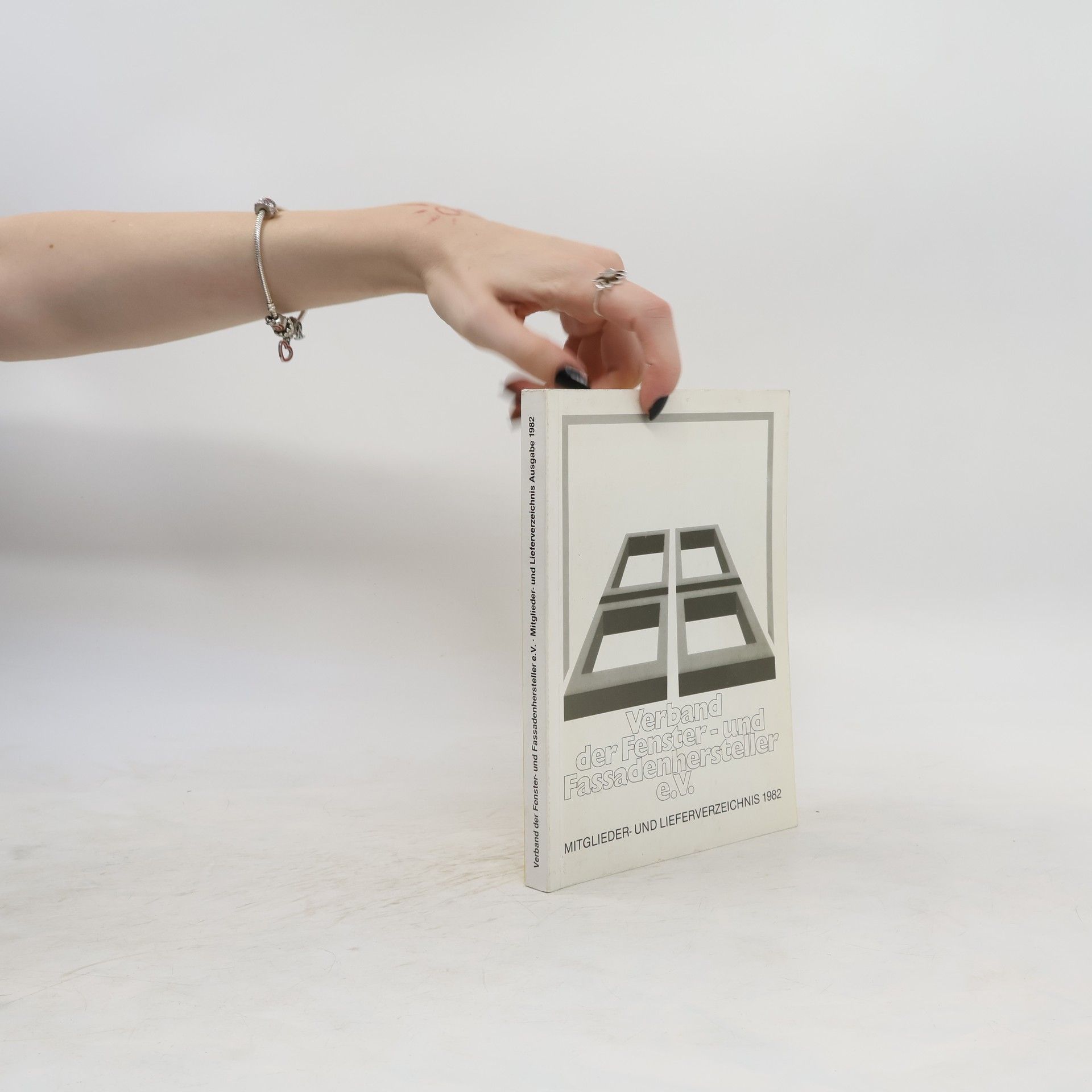 Autorenkollektiv Verband der Fenster und- Fassadenhersteller