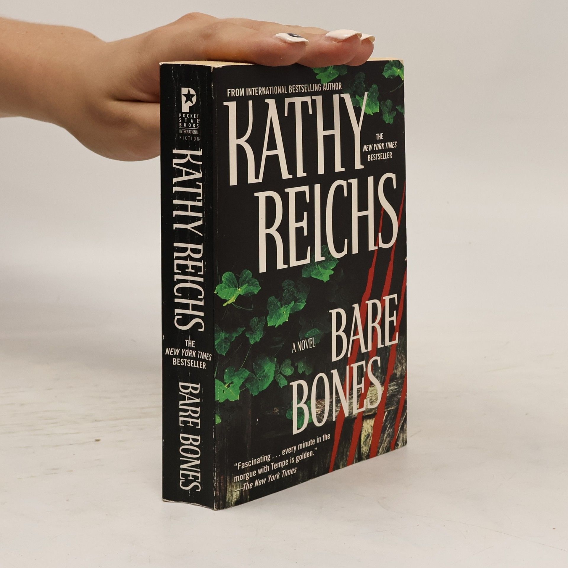 Kathy Reichs Bare Bones