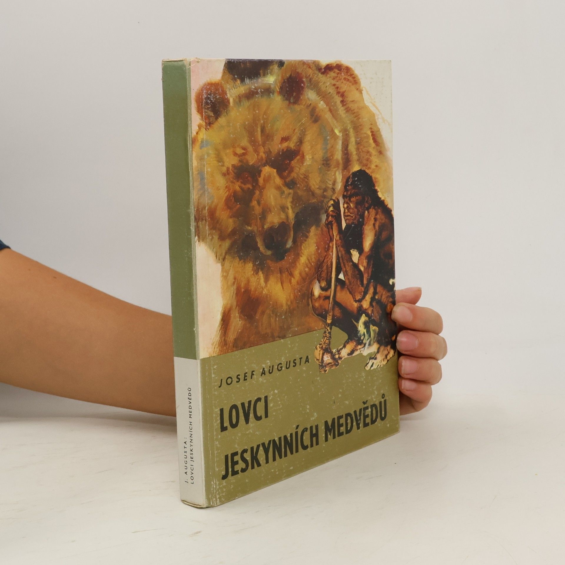 Zdeněk Burian Lovci jeskynních medvědů