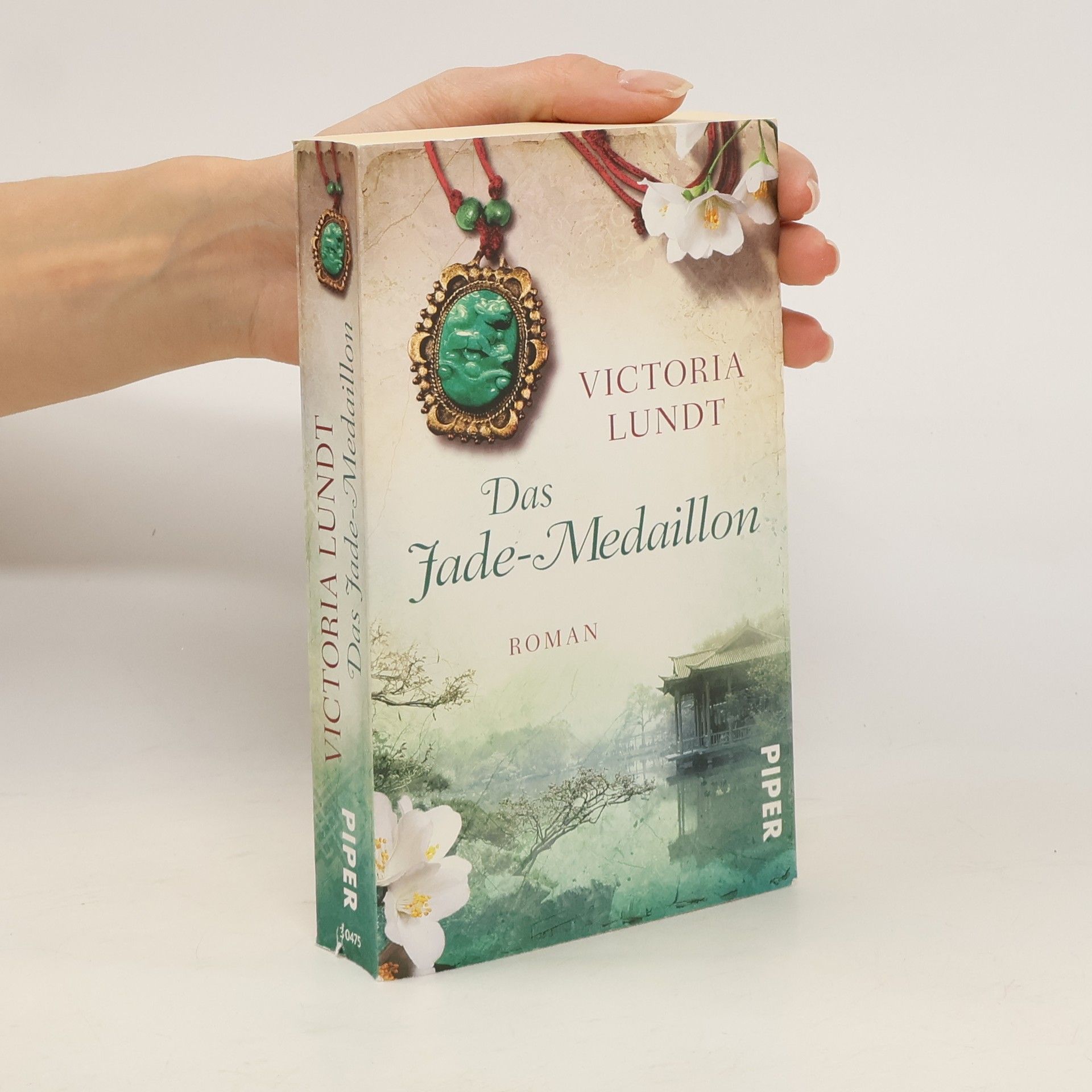Victoria Lundt Das Jade-Medaillon