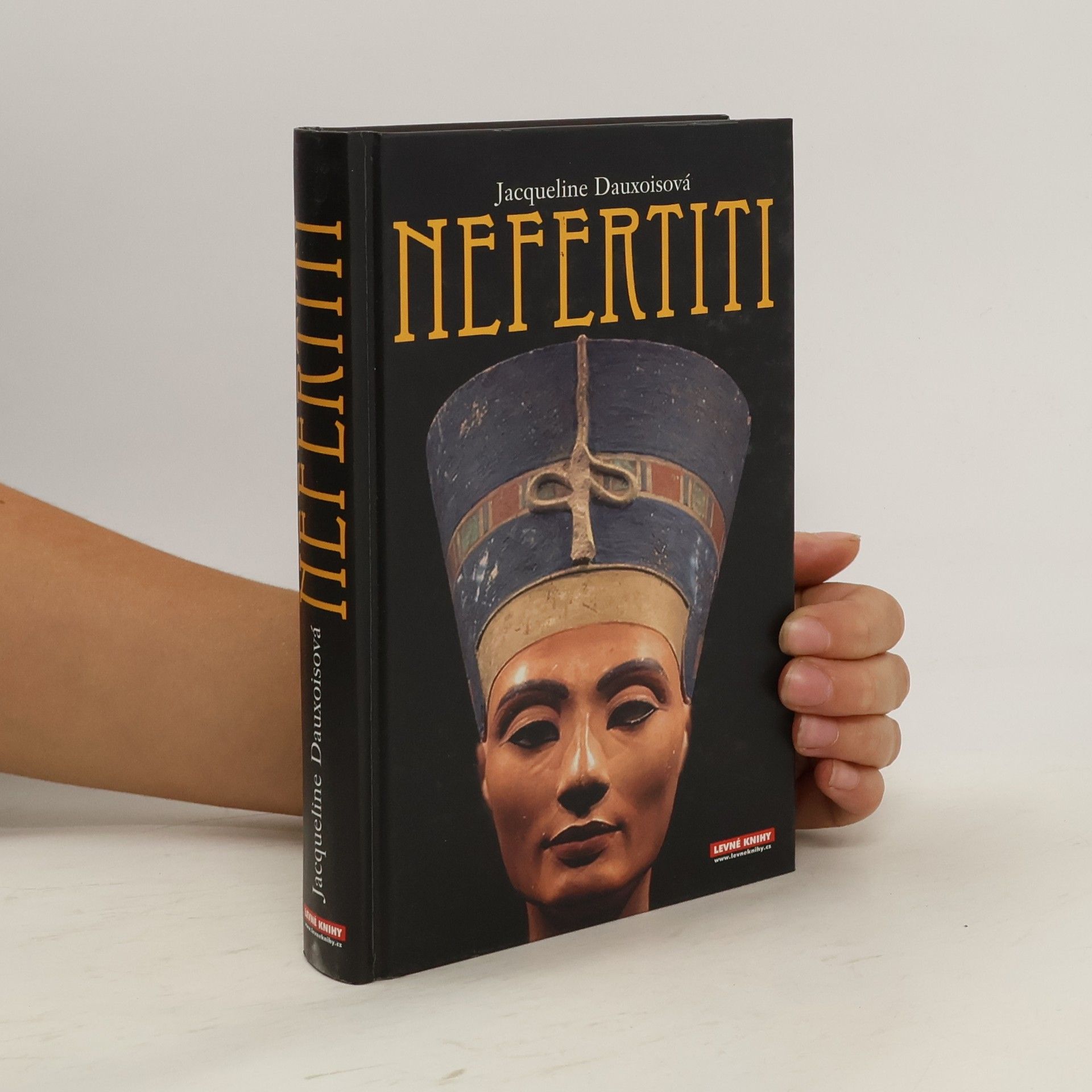 Jacqueline Dauxois Nefertiti