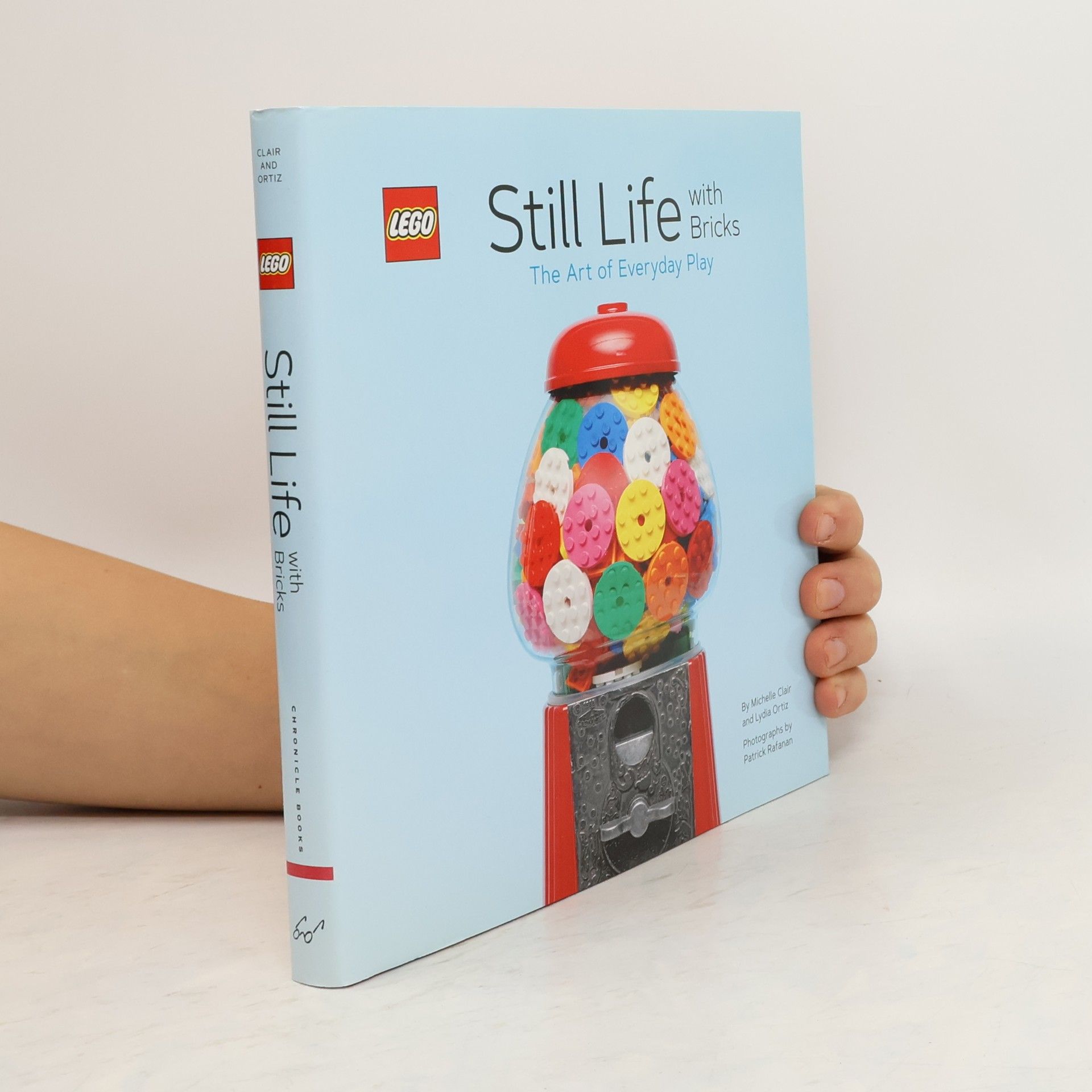 Chronicle Books LEGO (R) Still Life with Bricks: The Art of Everyday Play