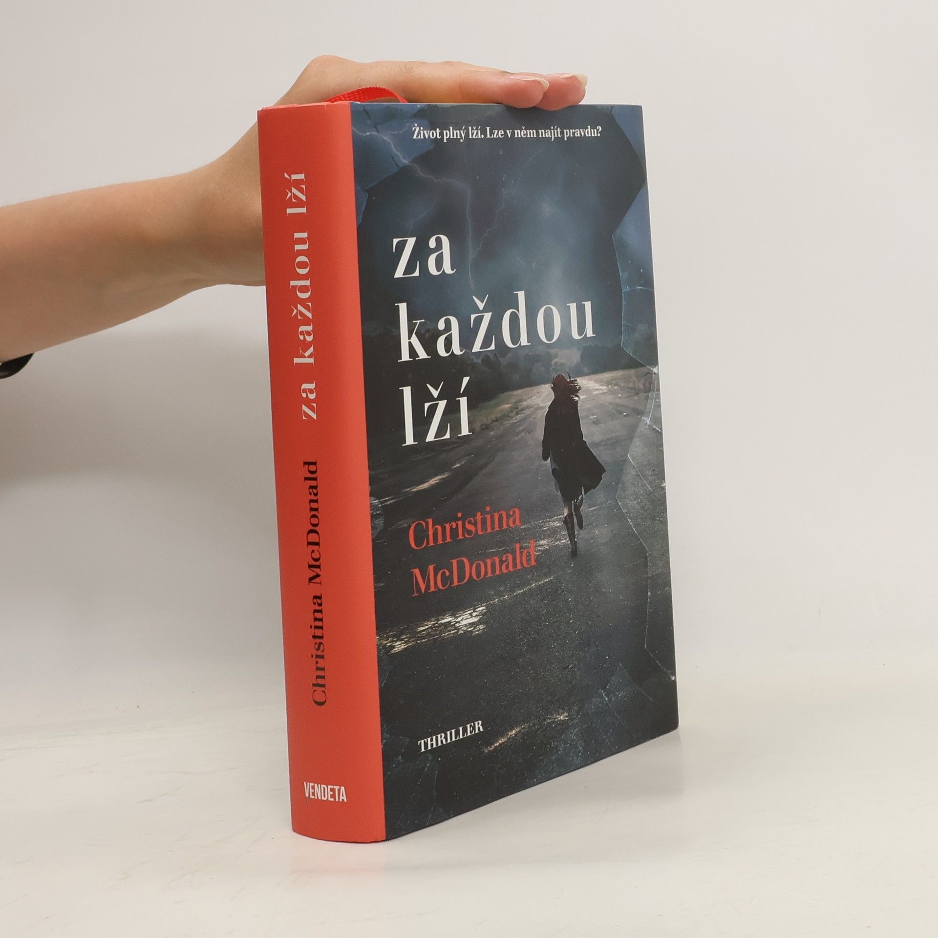 Christina McDonald Za každou lží