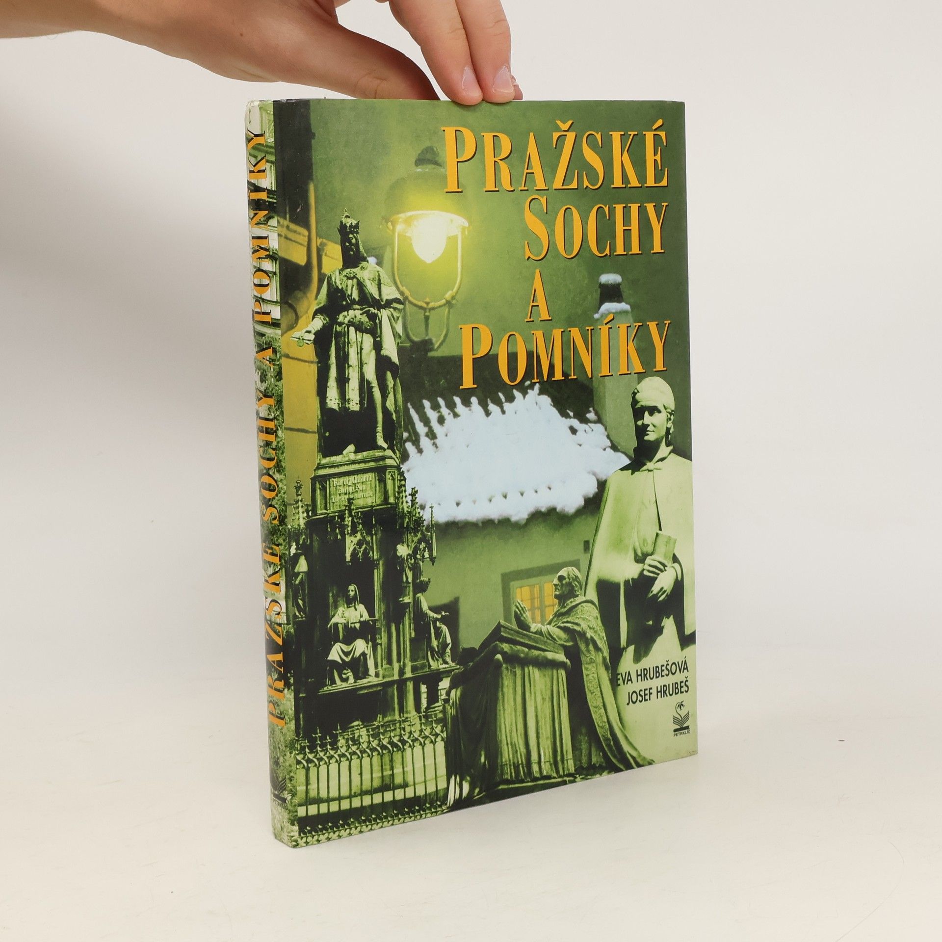 Eva Hrubešová Pražské sochy a pomníky