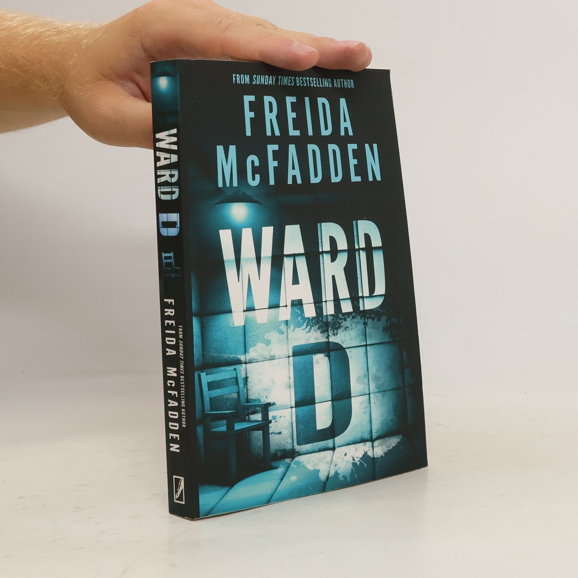 Freida McFadden Ward D