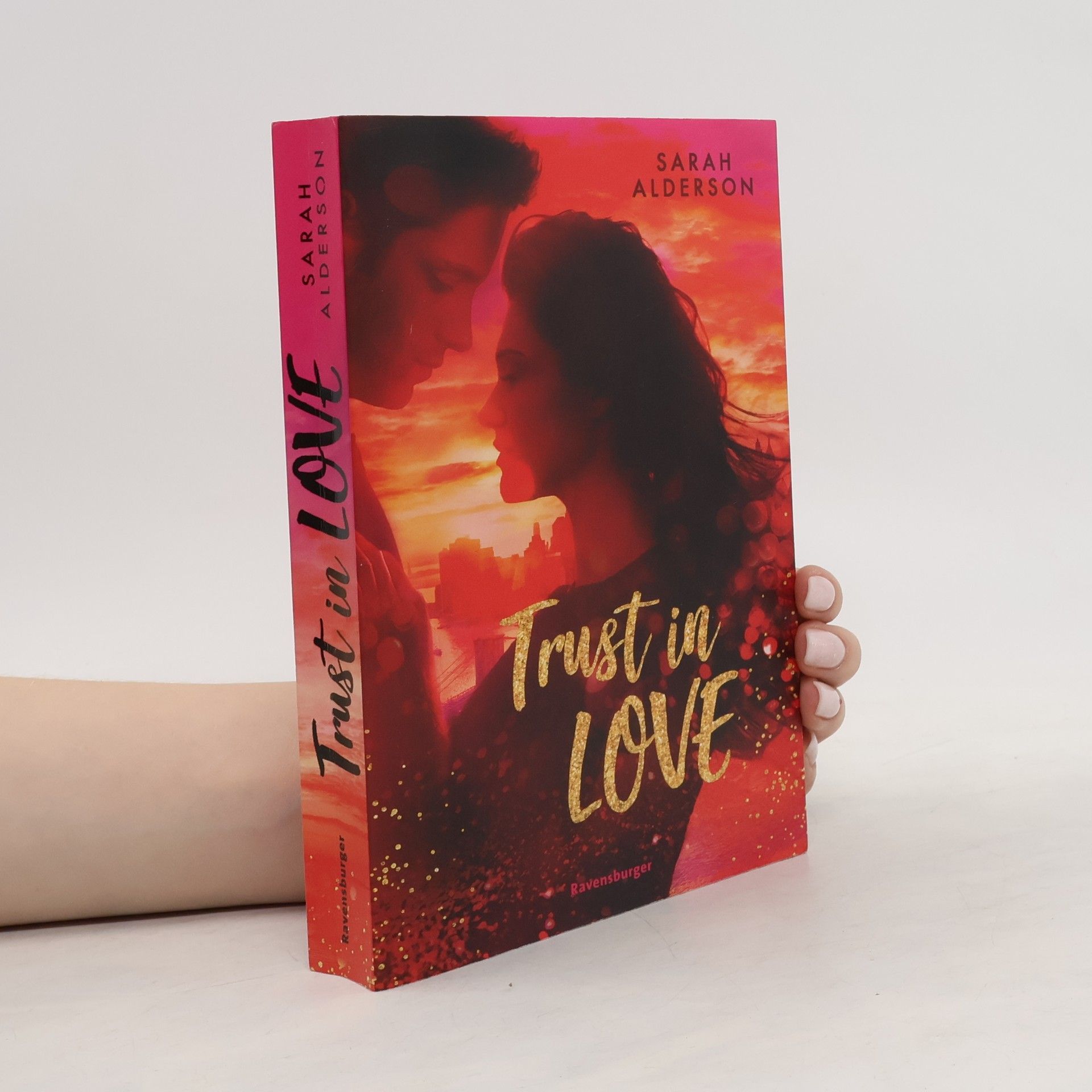 Sarah Alderson Trust in love