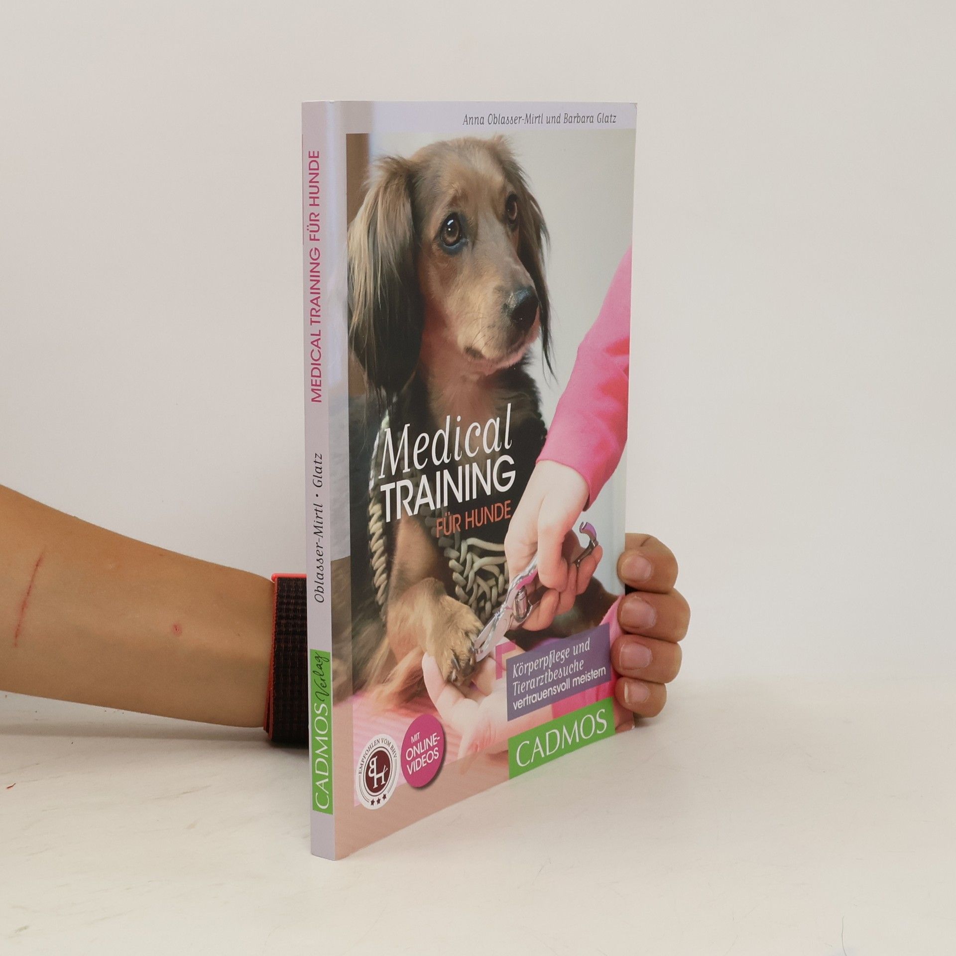 Anna Oblasser-Mirtl Medical Training für Hunde