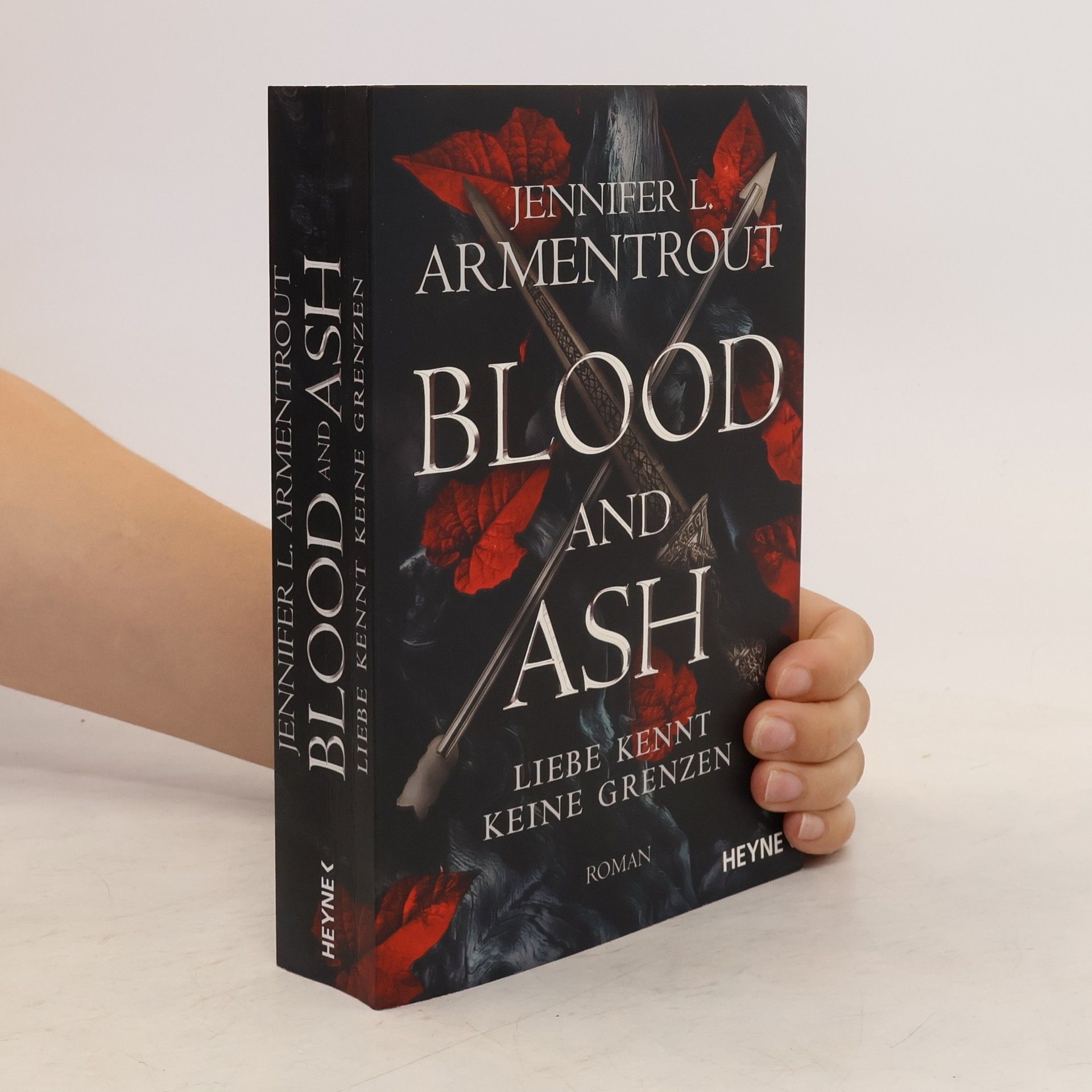 Jennifer Armentrout Blood and Ash. Liebe kennt keine Grenzen