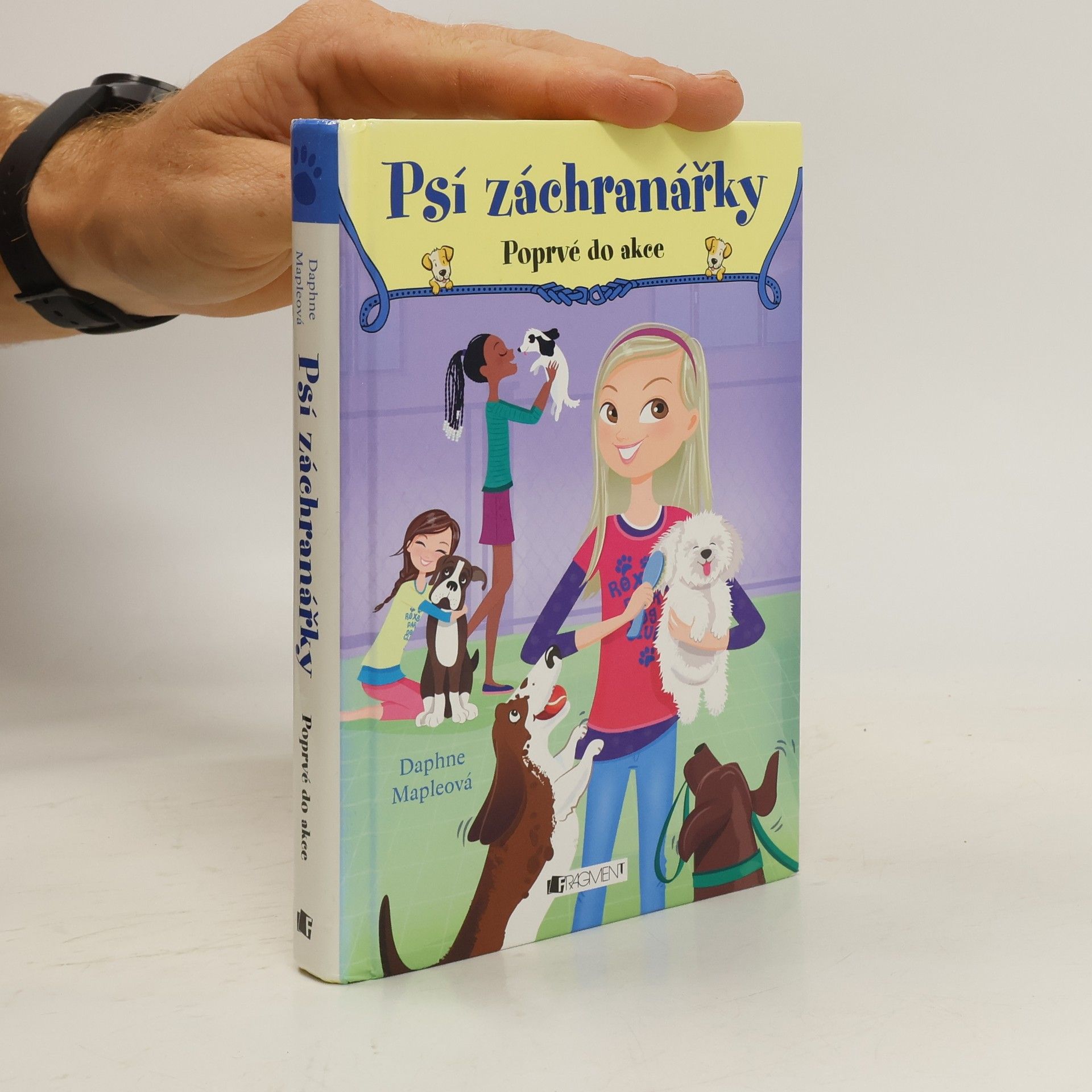 Daphne Maple Psí záchranářky. Poprvé do akce
