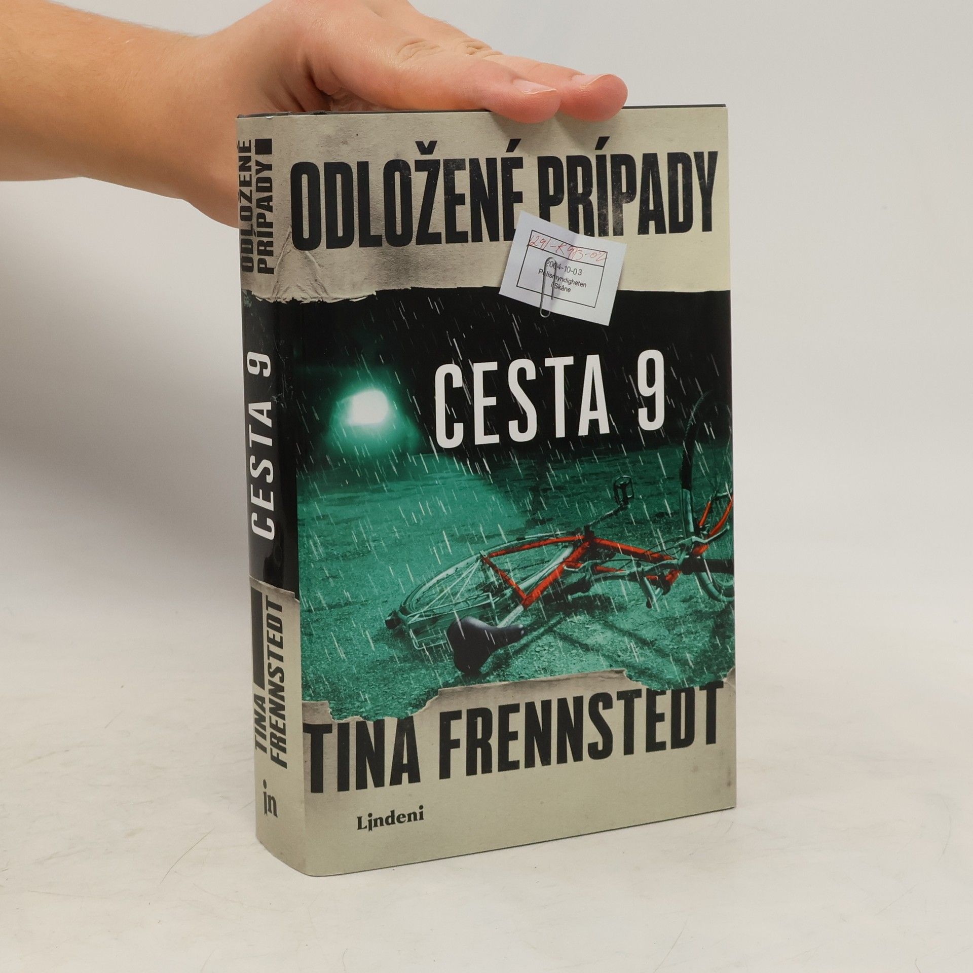 Tina Frennstedt Odložené prípady. Cesta 9